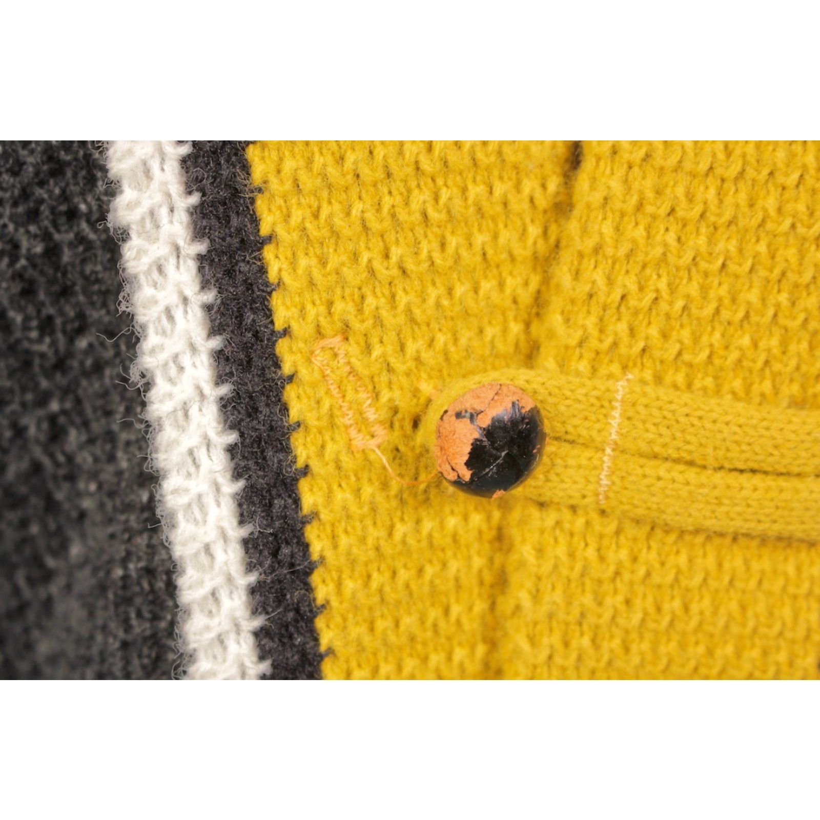 Vintage VTG Sportswear Cardigan 60s Grey Yellow Size 38 1960s Wool Blend Men Mens Size US L / EU 52-54 / 3 - 5 Thumbnail