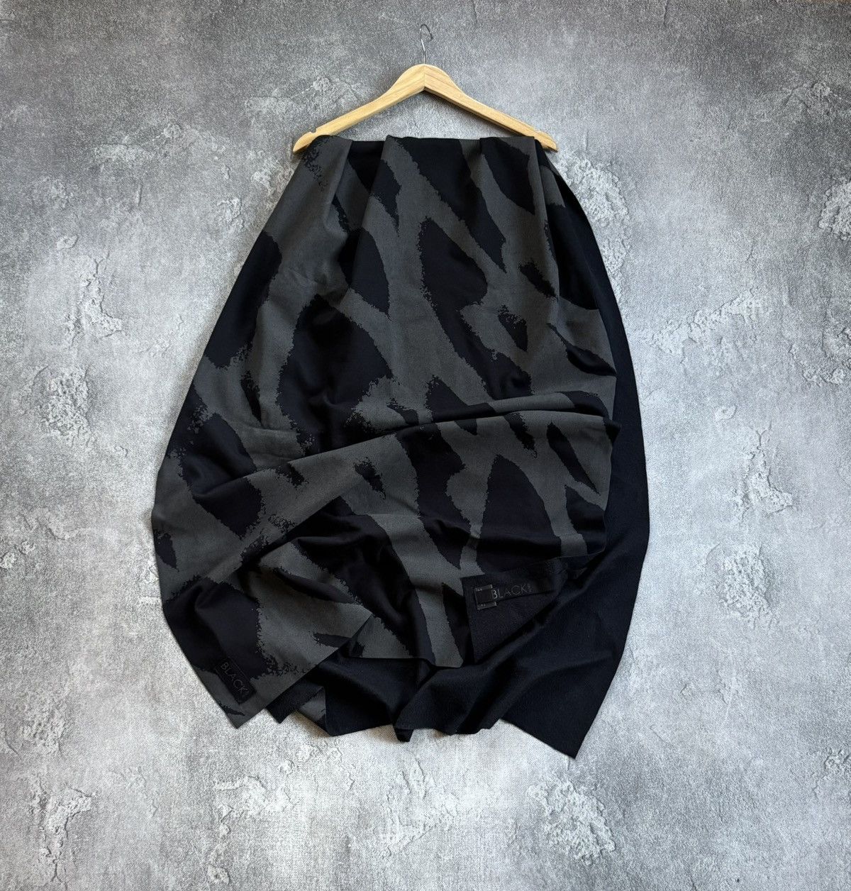 Other Black by kenm avantgarde oversized scarf 🧣 long scarves Size ONE SIZE - 1 Thumbnail