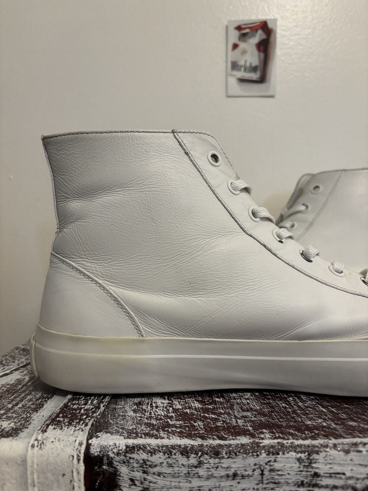 Louis Vuitton Louis Vuitton LV Tattoo White Rainbow Leather Sneaker Size US 9.5 / EU 42-43 - 14 Thumbnail