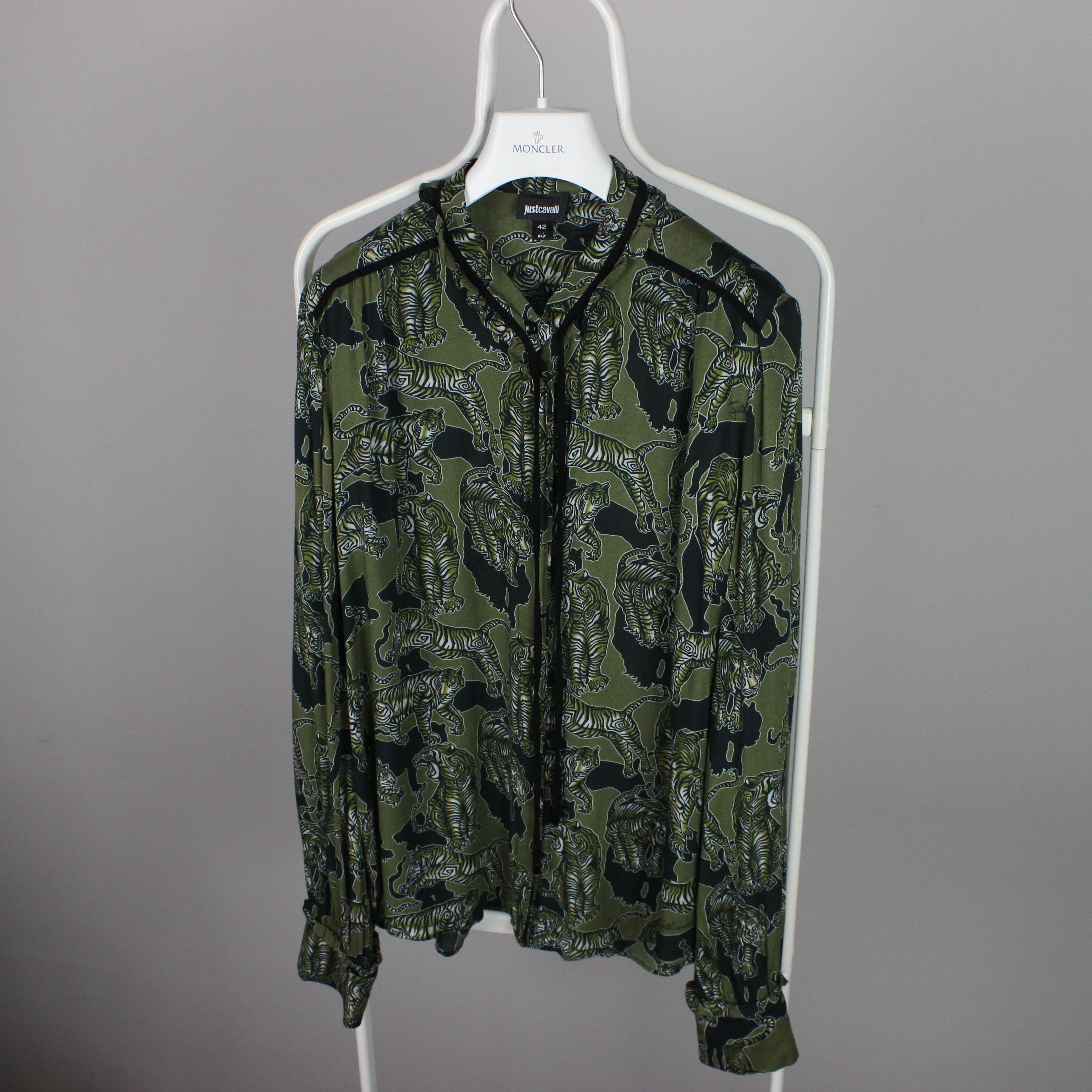 Just Cavalli Just Cavalli Multi Color tigers long sleeve blouses shirt 42 Size M / US 6-8 / IT 42-44 - 1 Thumbnail