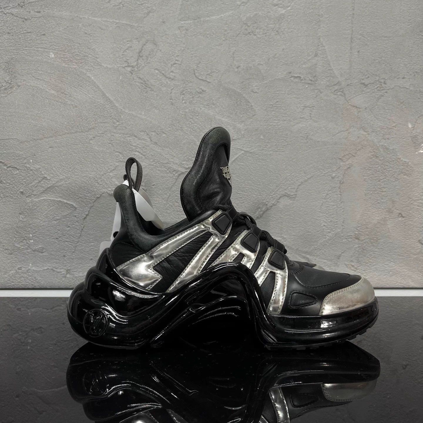Louis Vuitton LV Archlight Black Silver Dad Sneakers 36.5 Size US 5.5 / IT 35.5 - 5 Thumbnail