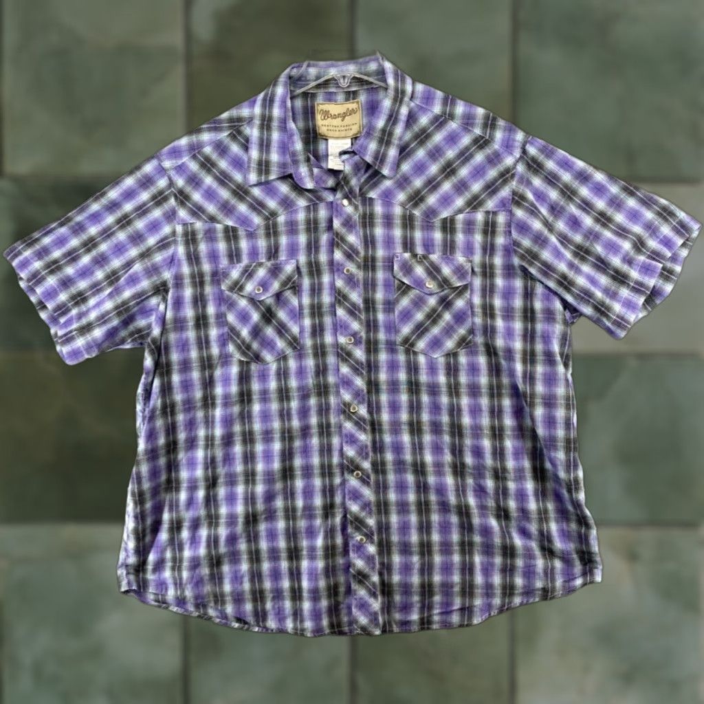 Wrangler Wrangler Mens Shirt 2XL Purple Plaid Pearl Snap Western Cowboy Shirt Mens 2XL Purple Plaid Wrangler Western Shirt Size US XXL / EU 58 / 5 - 1 Thumbnail