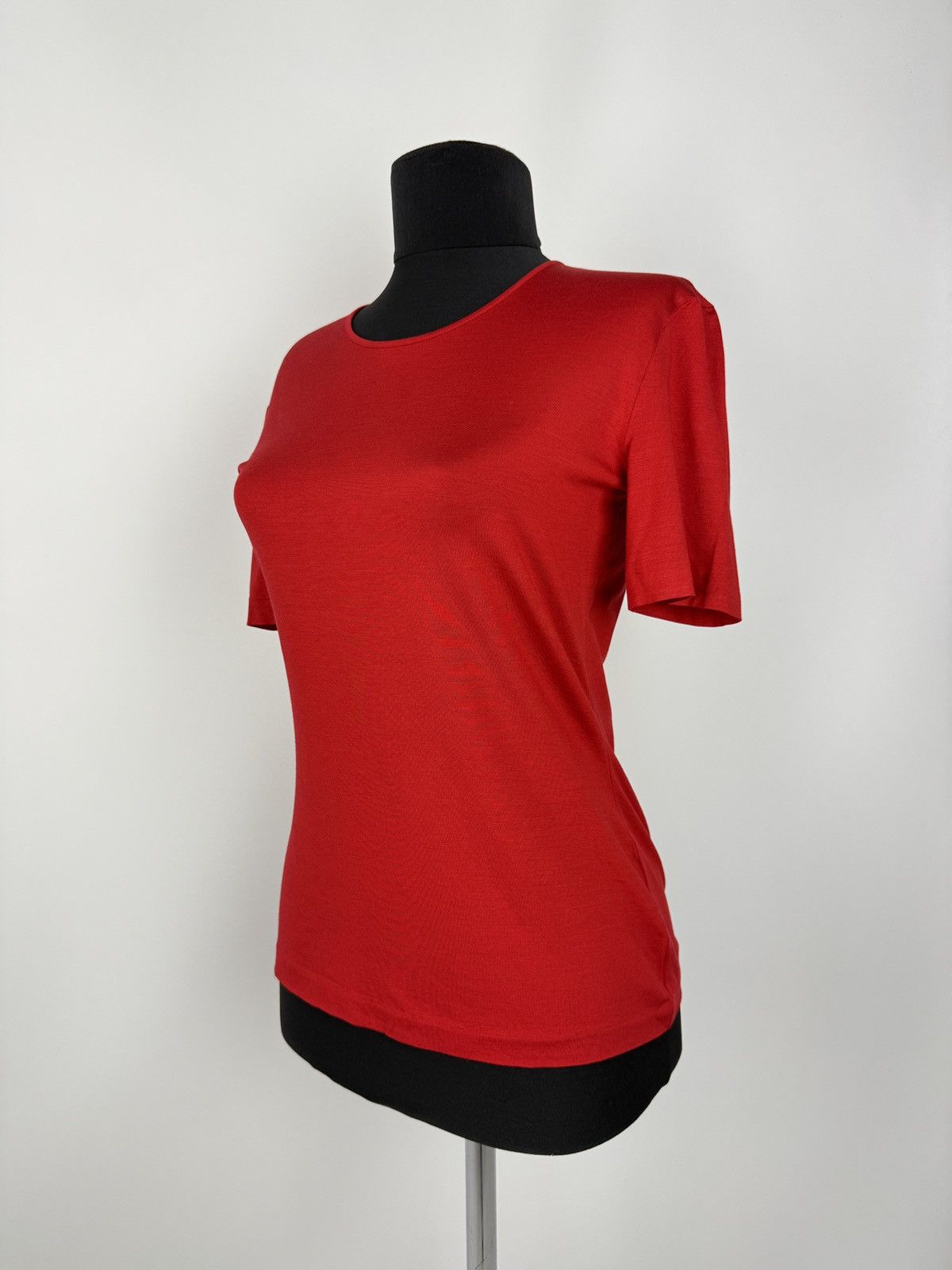 Escada Escada Basic Blank Red Silk Blend Slim Top T-Shirt 36 Size XS / US 0-2 / IT 36-38 - 1 Thumbnail