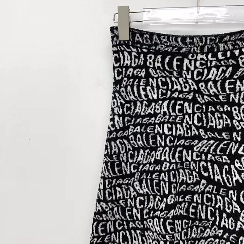 Other Balenciaga size S Black logo jacquard bullet screen full p Size 24" / US 00 / IT 34 - 3 Thumbnail