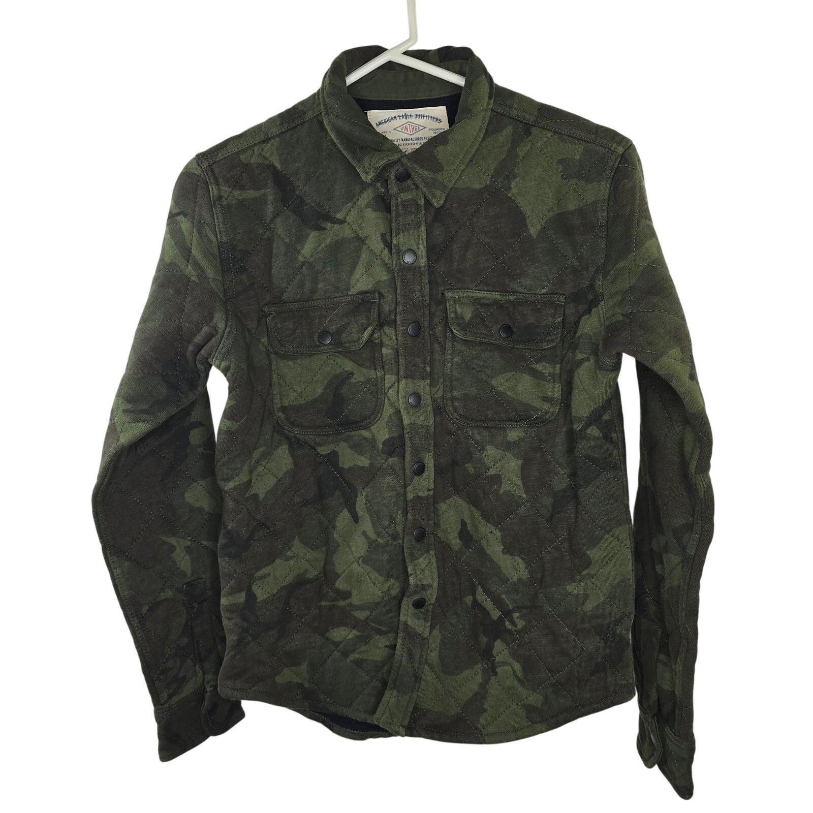 American Eagle Outfitters American Eagle Quilted Camo Shaket Jacket Snap Size Small Size US S / EU 44-46 / 1 - 1 Thumbnail