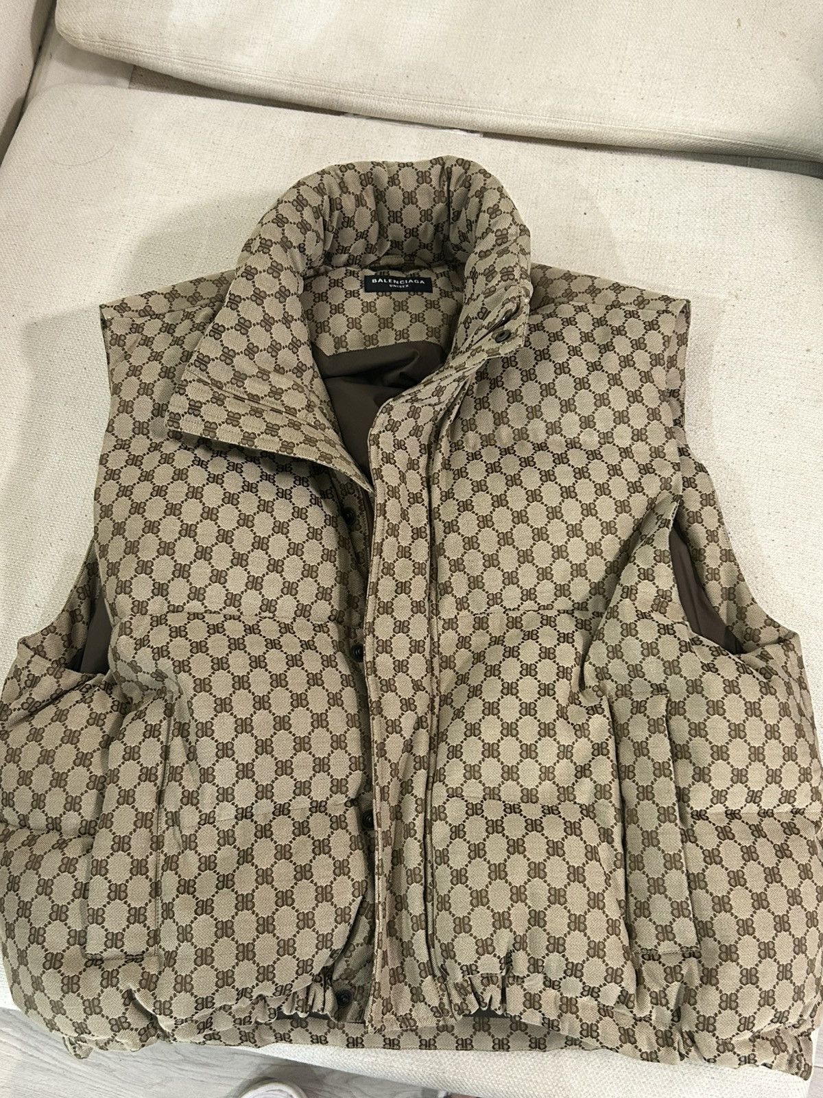 Balenciaga × Gucci Balenciaga X Gucci hacker project Size US M / EU 48-50 / 2 - 1 Thumbnail