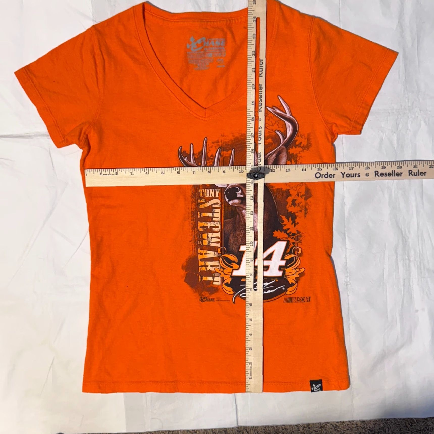 Chase Authentics NASCAR Racing Tony Stewart Deer Buck Tshirt Orange Chase Authentics V-Neck T-Shirt short sleeve Womens M Logo Casual Size M / US 6-8 / IT 42-44 - 4 Thumbnail