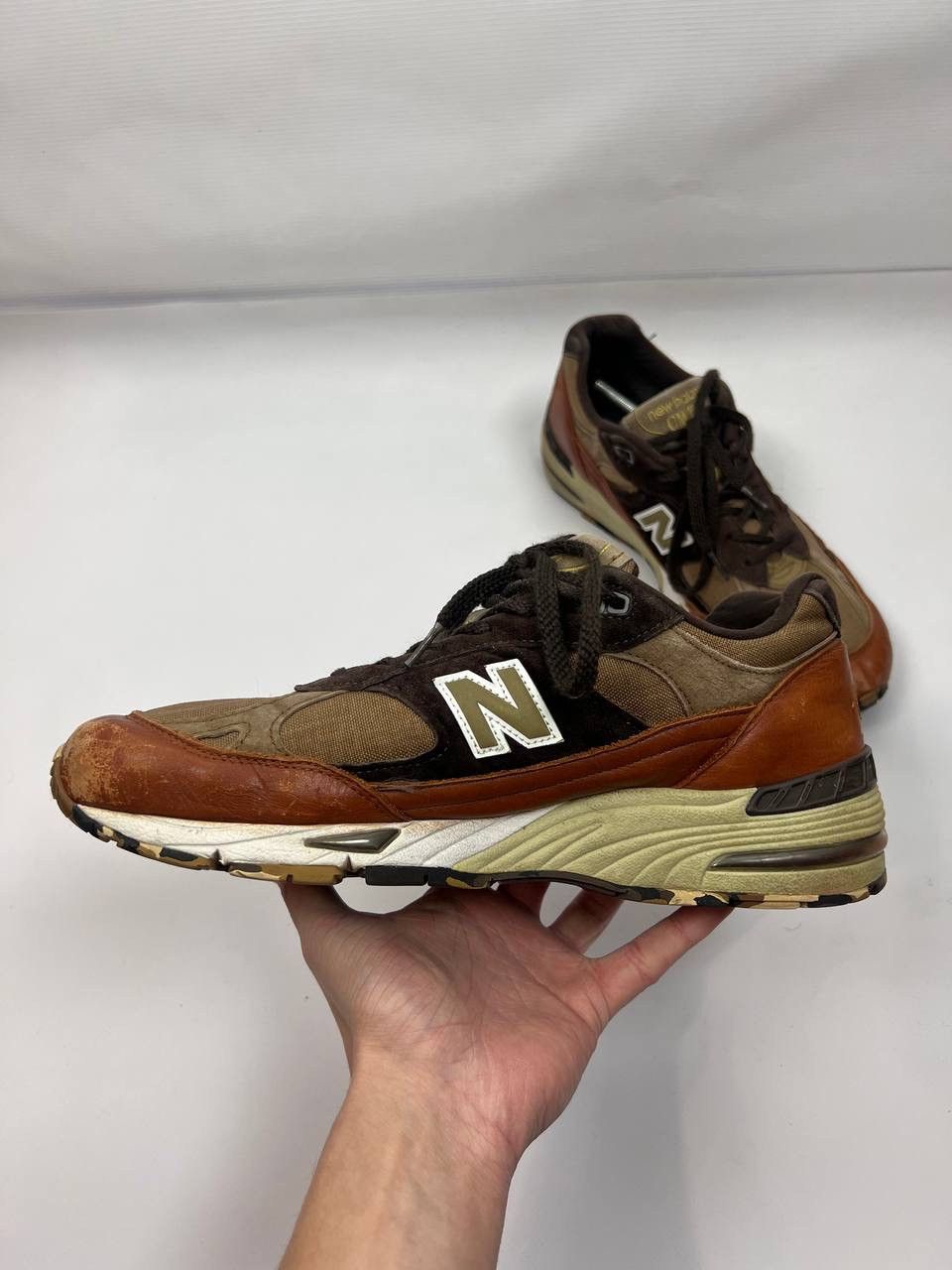 New Balance New Balance 991 Made in England vintage sneakers size 45 Size US 11 / EU 44 - 6 Thumbnail