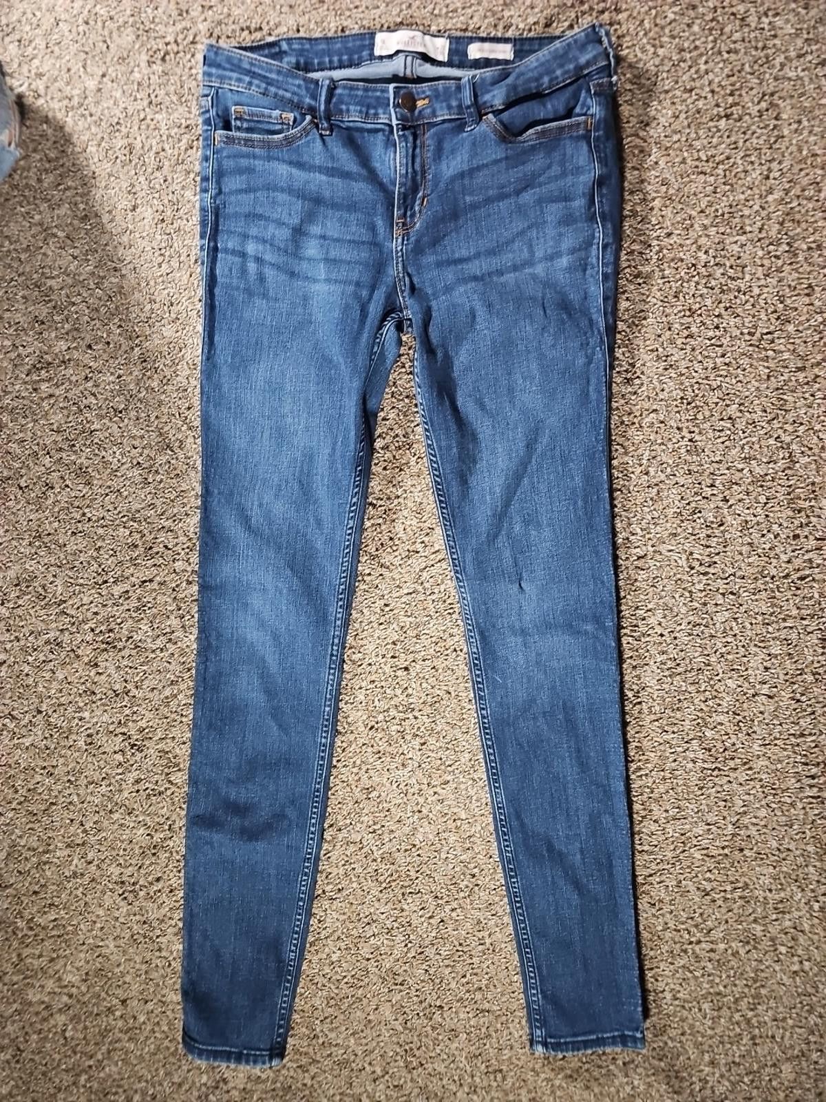 Hollister Hollister 9L 29x32 Low Rise Super Skinny Jeans Size 30" / US 8 / IT 44 - 1 Thumbnail