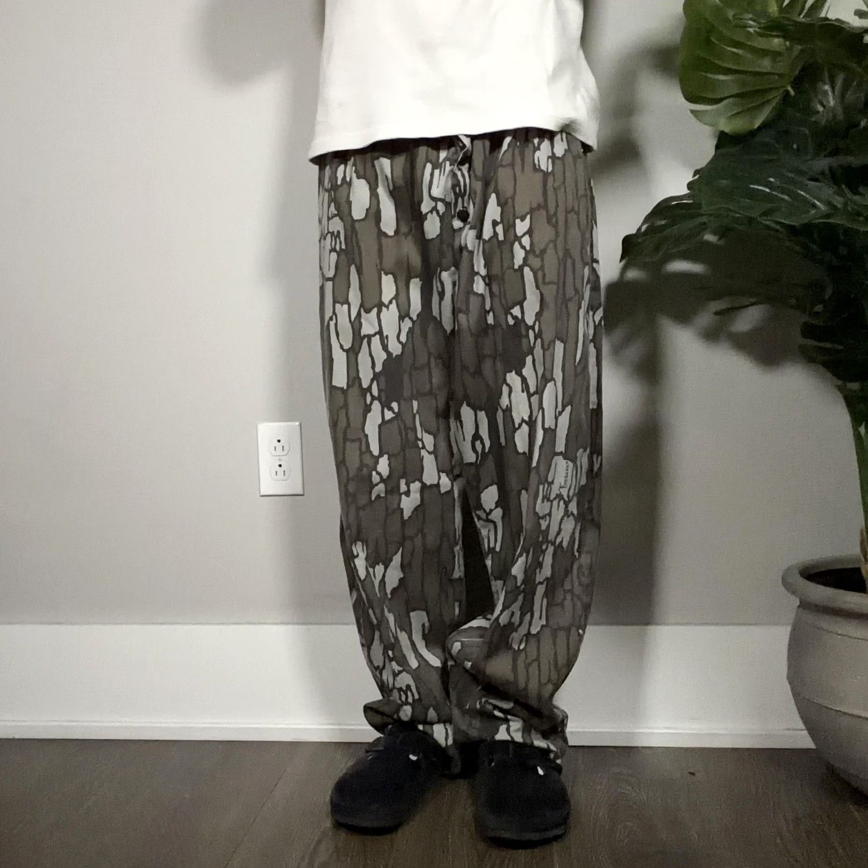 Vintage VINTAGE Trebark Camo Pants Mens Medium Brown Hunting Drawstring Relaxed Fit USA Pants Mens Medium Brown Camouflage Size US 31 - 2 Thumbnail