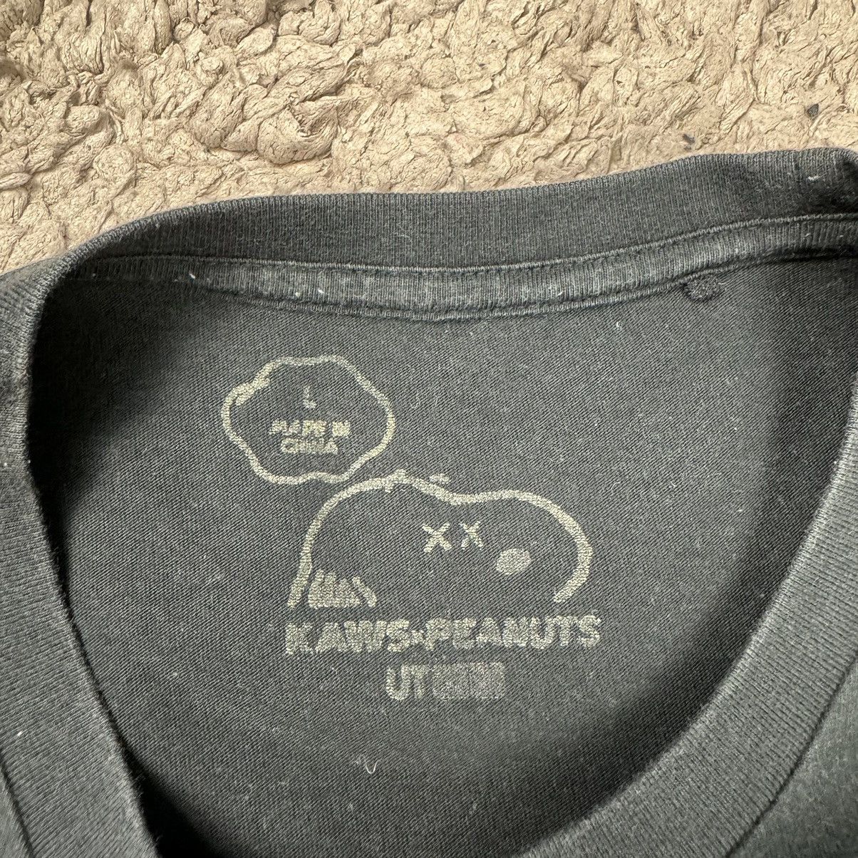 Kaws UT Kaws x Peanut T-shirt Size US L / EU 52-54 / 3 - 14 Thumbnail