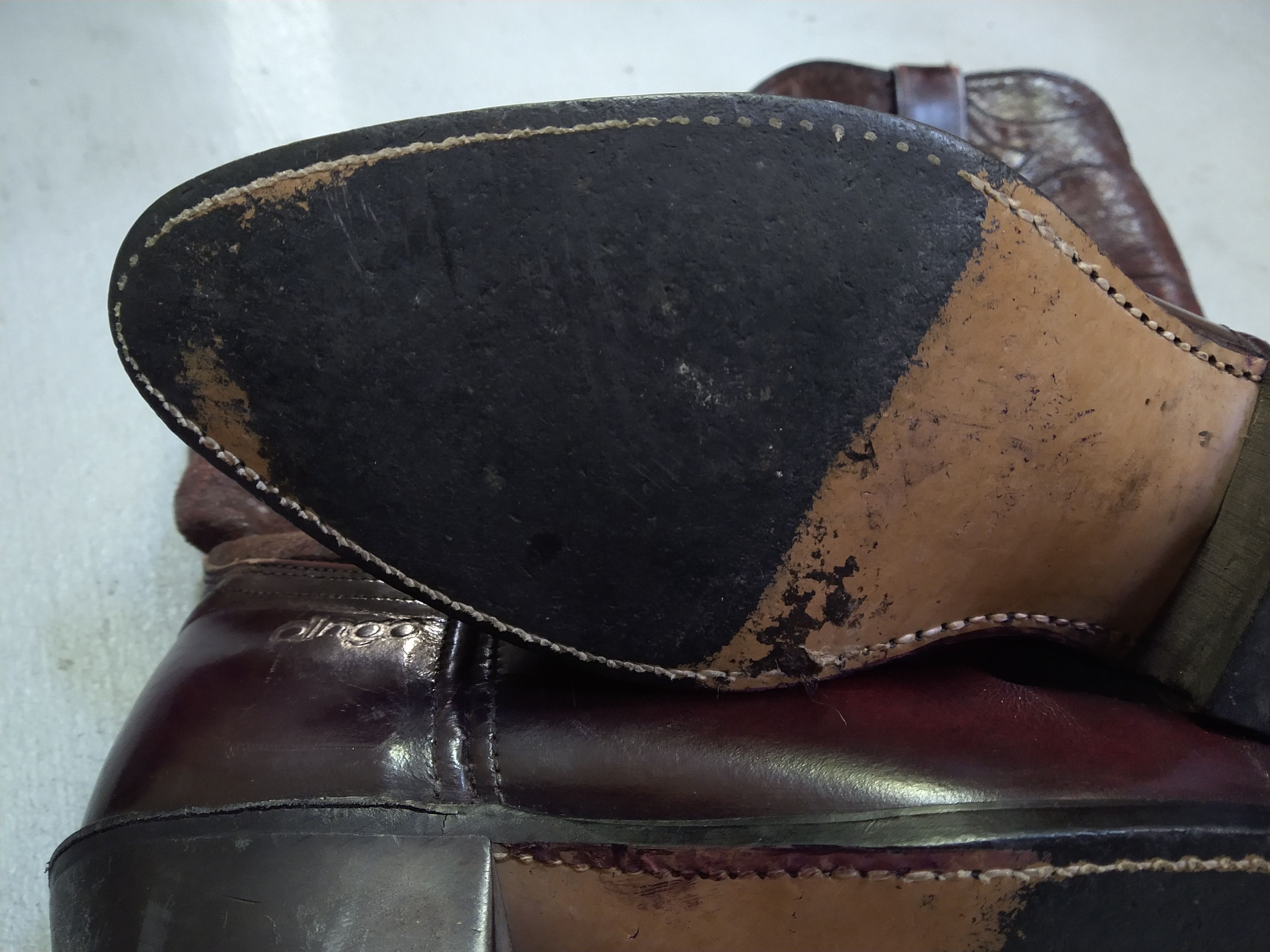 Genuine Leather Vintage Cowboy Boots Size 7 D Burgundy Red Leather Botas Size US 7 / EU 40 - 16 Thumbnail