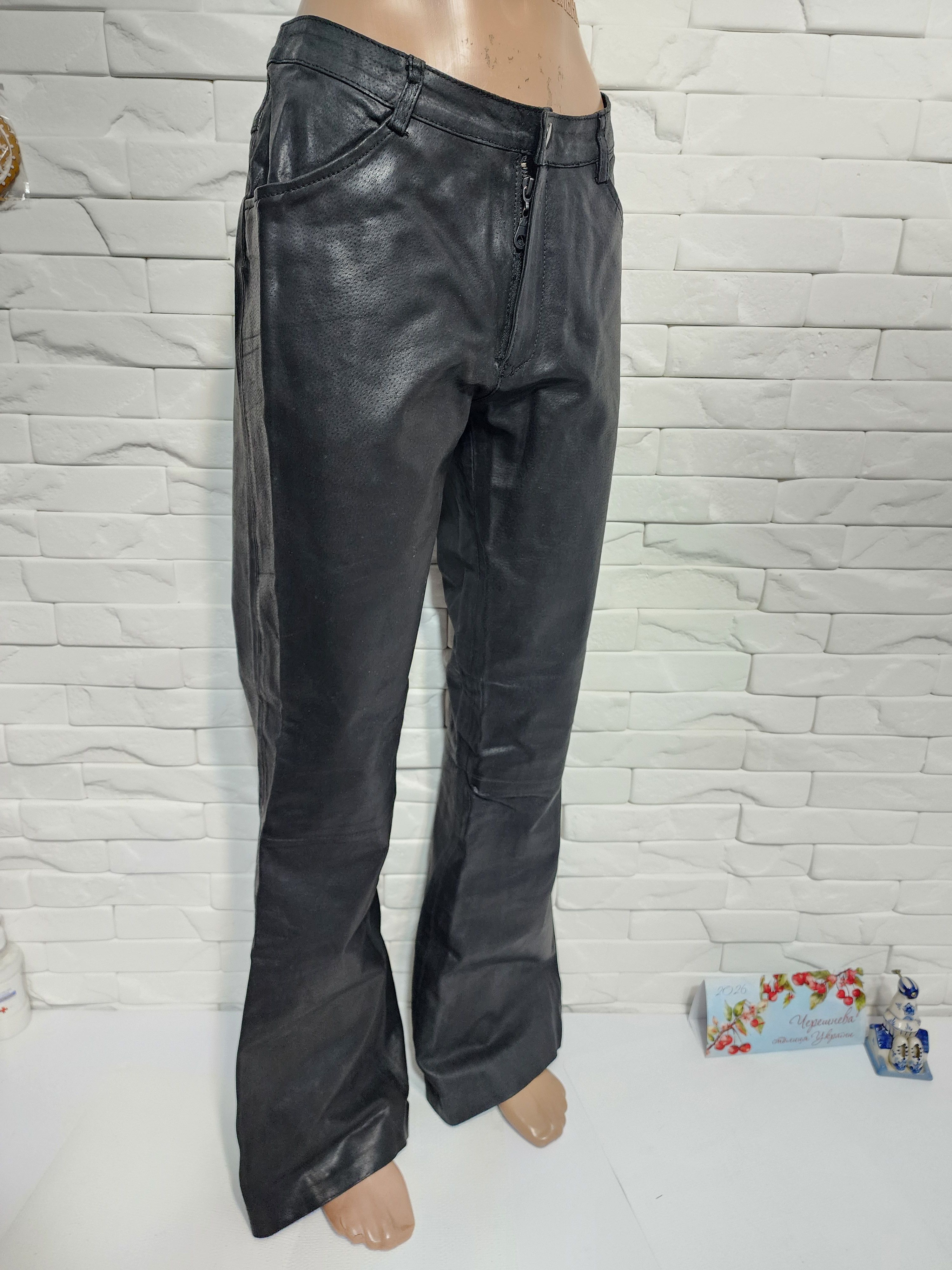 Uniqlo Leather Black Pants Mens - Denim Style - 32" Waist Size US 32 / EU 48 - 3 Thumbnail