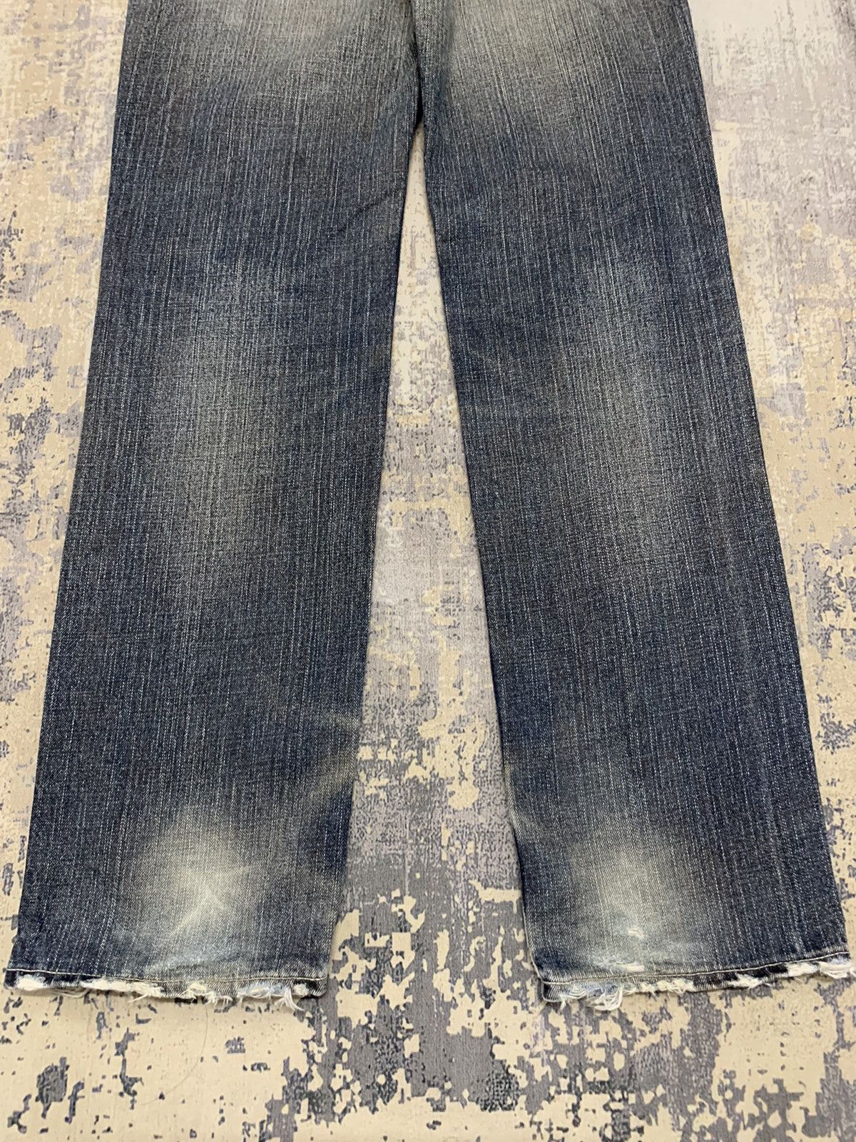 Levi's Vintage Levis 502 Distressed Denim Jeans 31x33.5 Size US 31 - 14 Thumbnail