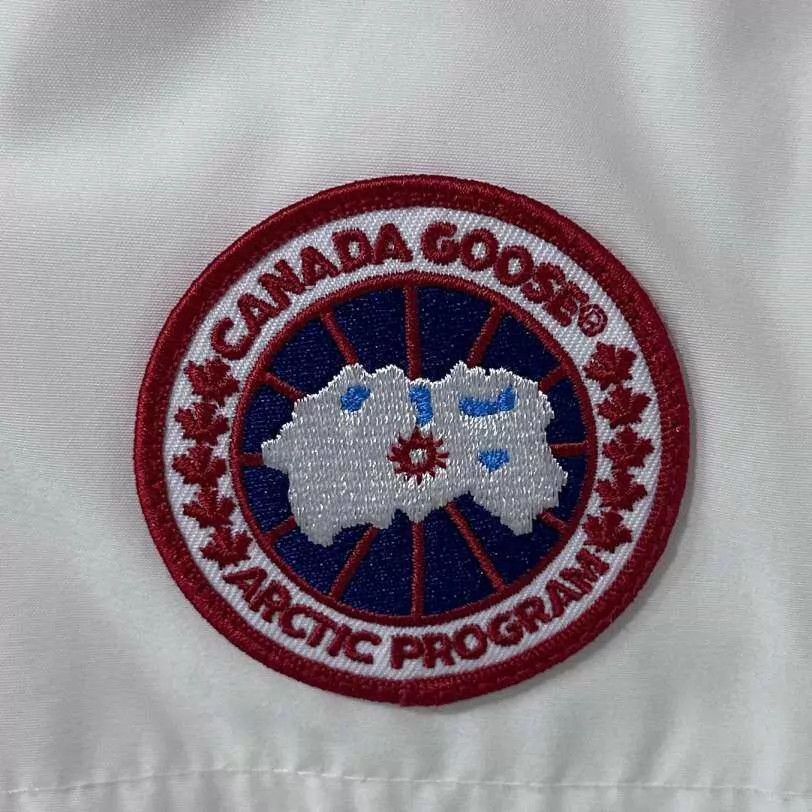 Canada Goose Canada Goose White Expedition Down Jacket M Size M / US 6-8 / IT 42-44 - 5 Thumbnail