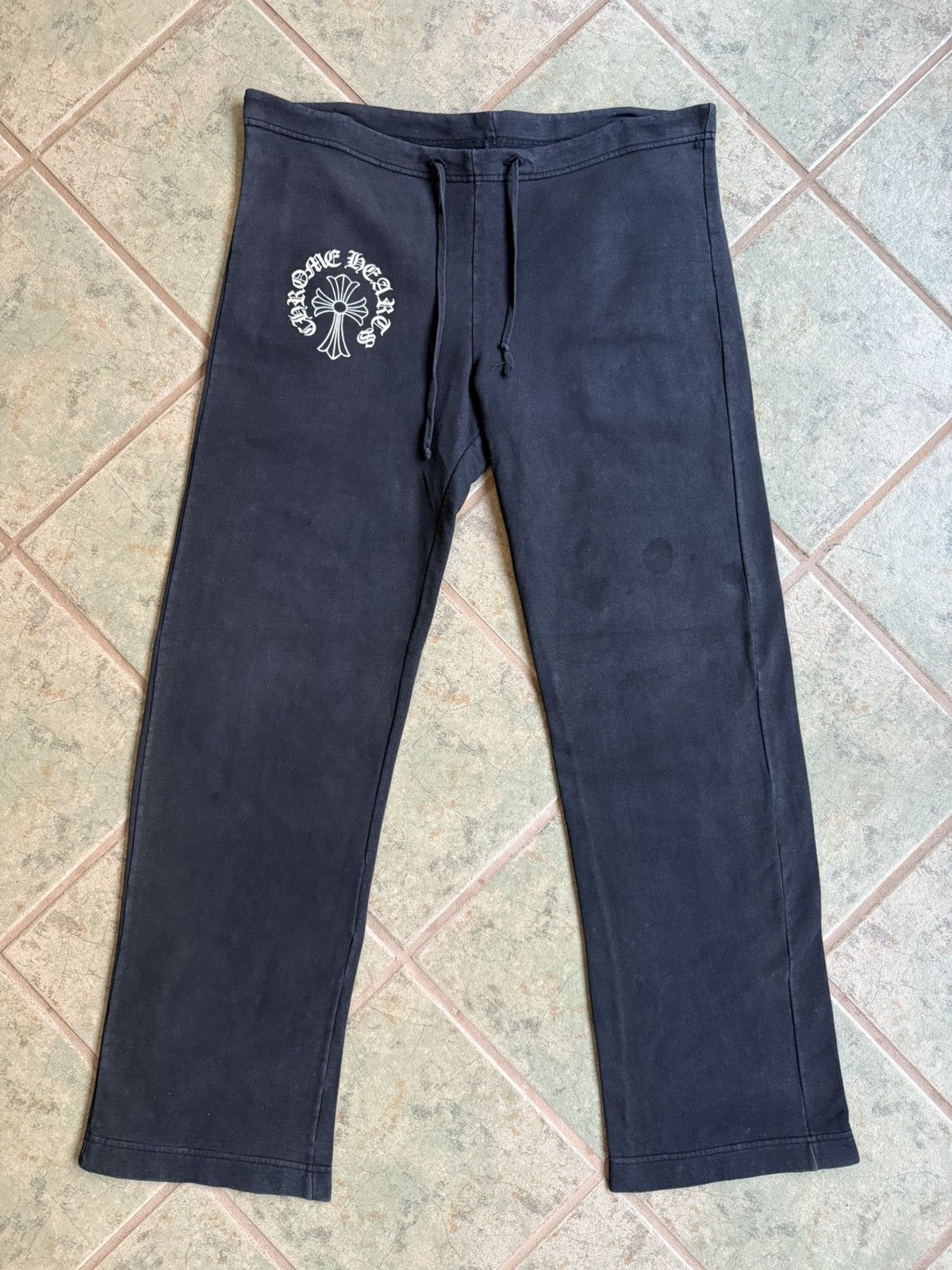 Chrome Hearts Chrome Hearts Grey & Black vintage sweatpants Size US 36 / EU 52 - 10 Thumbnail