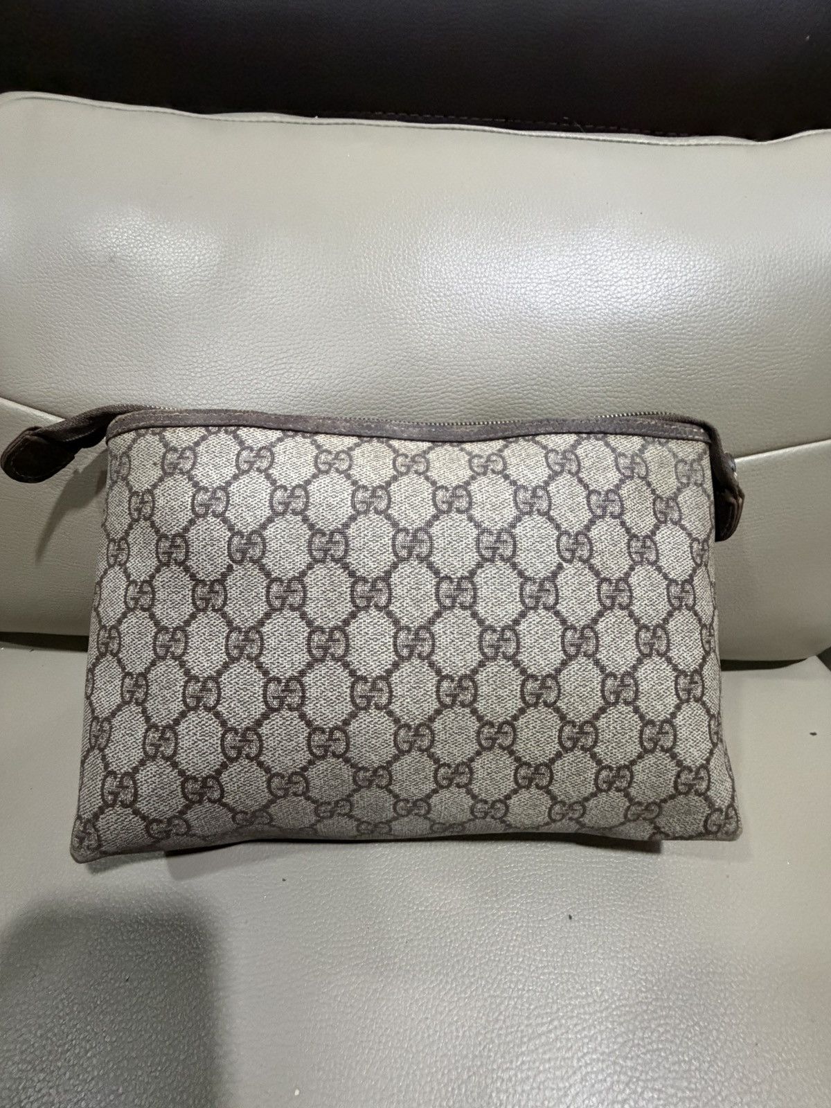 Gucci Authentic Vintage Gucci GG Supreme Monogram Clutch Bag Size ONE SIZE - 2 Thumbnail