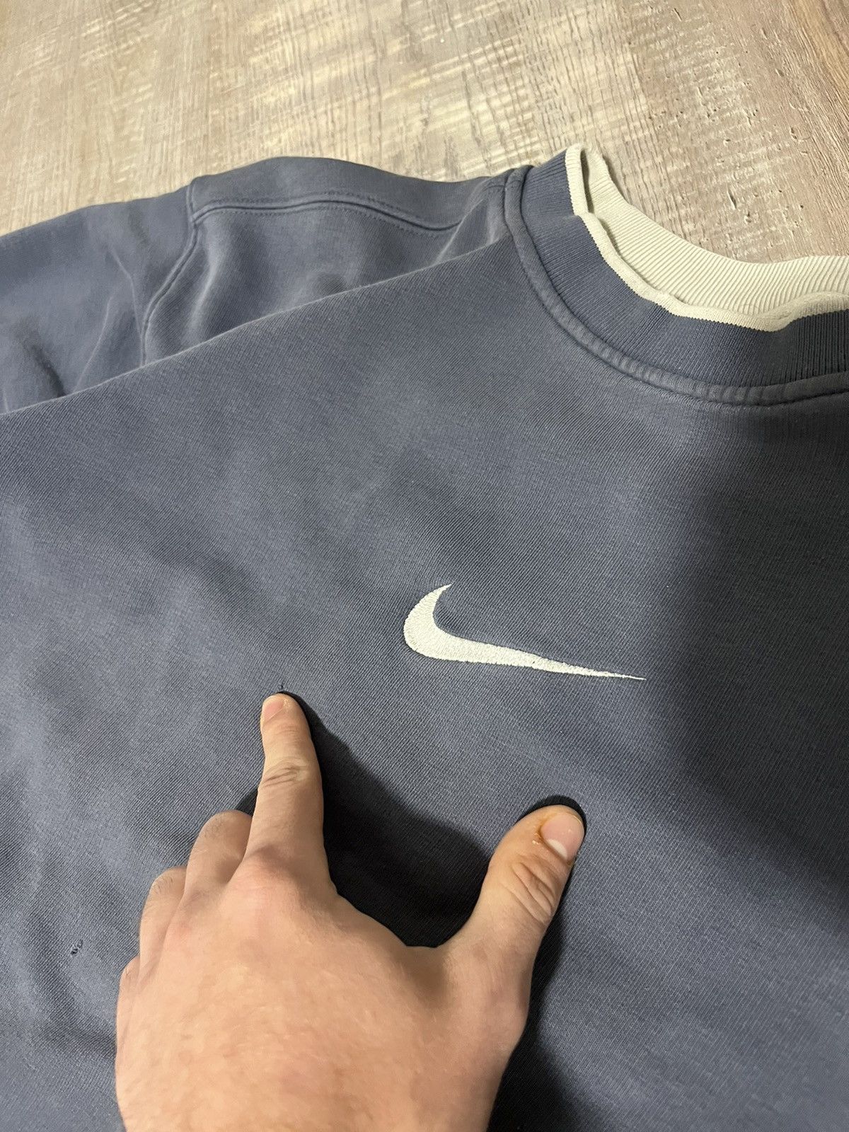 Nike × Vintage Vintage Nike Swoosh 90s Sweatshirt Y2K Size US L / EU 52-54 / 3 - 6 Thumbnail