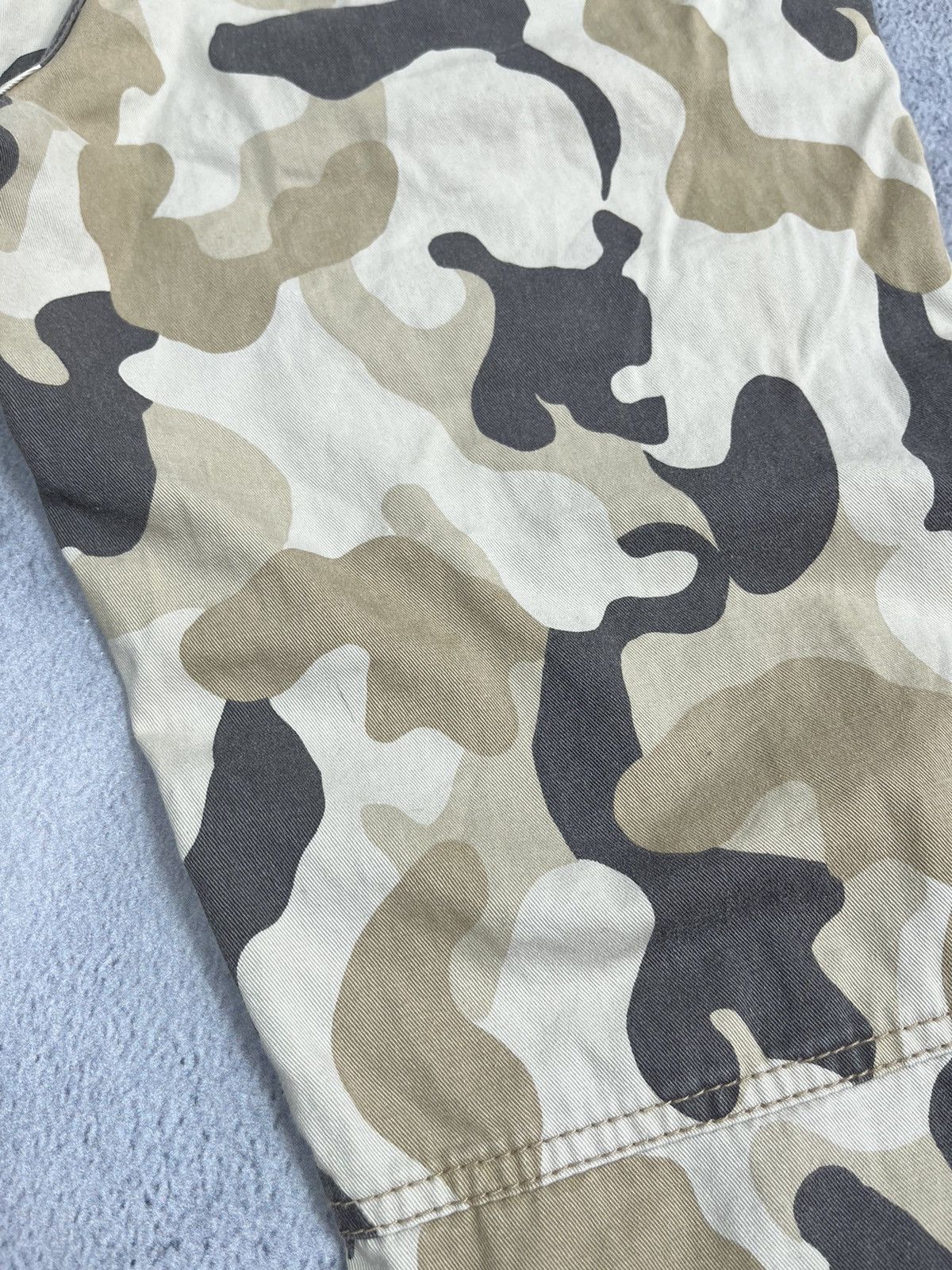 Japanese Brand × Vintage Vintage Y2K Low Rise camo double knee style pants japan M Size 28" / US 6 / IT 42 - 10 Thumbnail