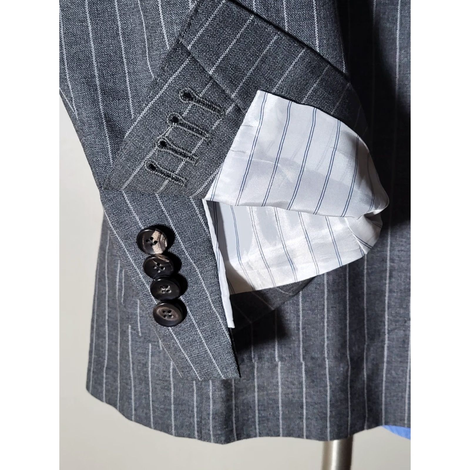 Suitsupply Suitsupply Gray Striped Havana VBC Wool Blazer Sport Coat Coat 40R Slim Notch Two-Button Wool Men Regular Vintage No Size 40R - 4 Thumbnail