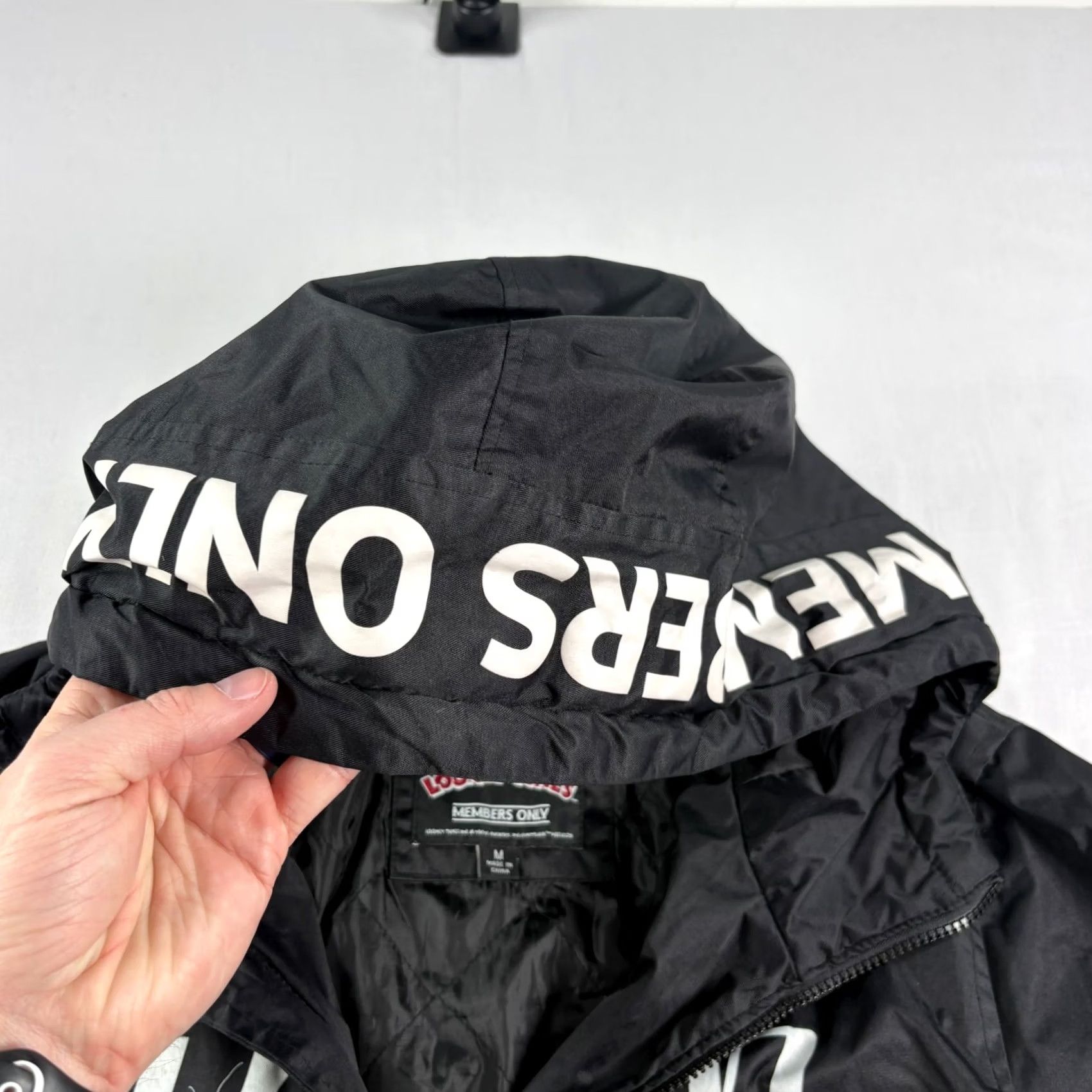 Members Only Members Only Jacket Mens M Black Looney Tunes Goon Squad Graphic Bomber Full Zip Hooded Size US M / EU 48-50 / 2 - 4 Thumbnail