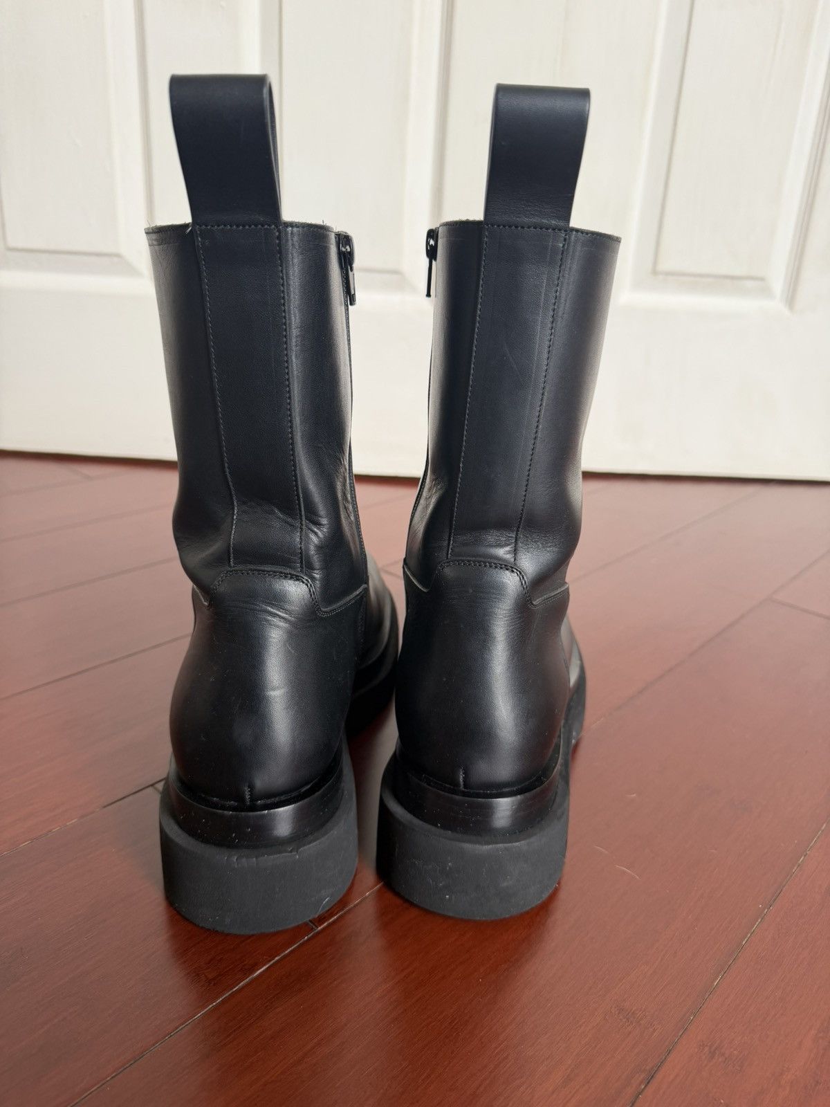 Bottega Veneta Bottega Veneta Leather Lug Zip Boots Size US 9.5 / EU 42-43 - 2 Thumbnail