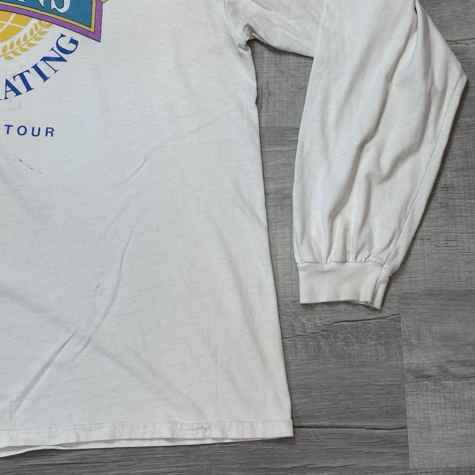 Hanes Vintage Figure Skating 1993 World Cup Long Sleeve T-Shirt Size US XL / EU 56 / 4 - 4 Thumbnail
