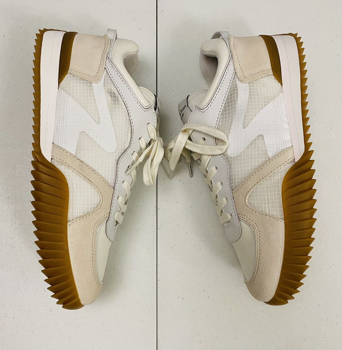 Rag & Bone Rag & Bone white/beige mesh/leather/suede retro runner NW Size US 10 / IT 40 - 4 Thumbnail