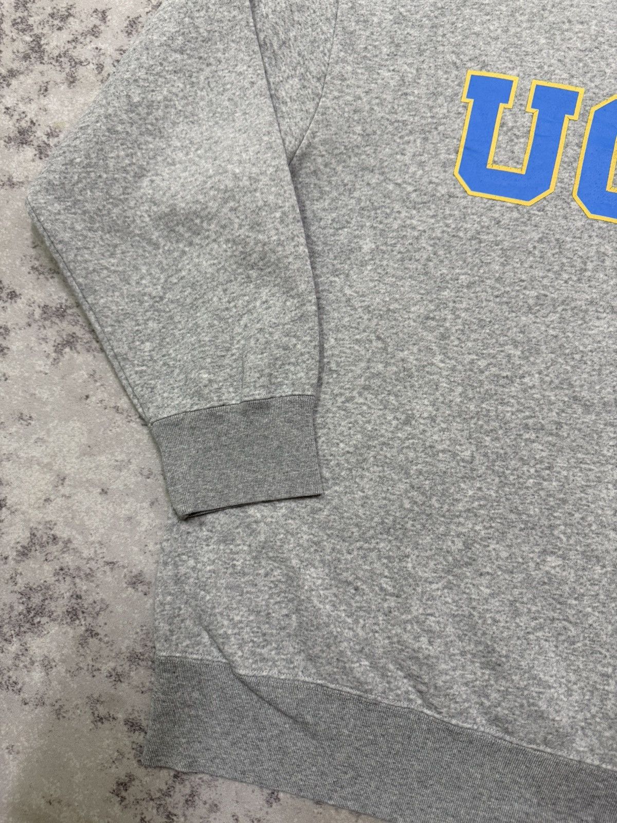 Japanese Brand University California Los Angeles Bruins Biglogo Sweatshirt Size US L / EU 52-54 / 3 - 5 Thumbnail