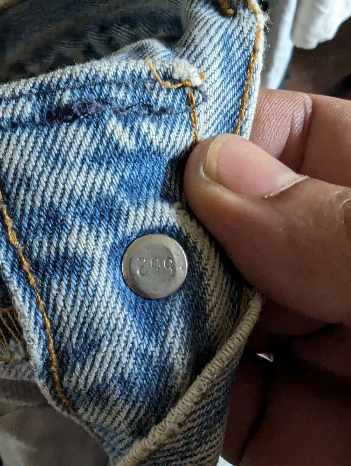 Levi's Vintage Levi’s 501xx Jeans Destress Sashiko Size US 34 / EU 50 - 8 Thumbnail