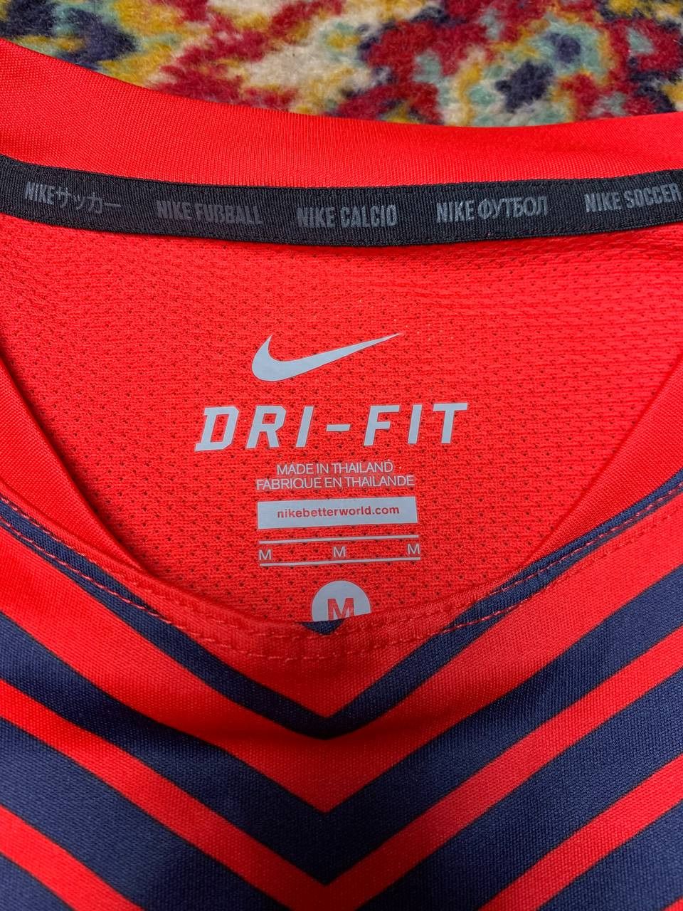 Nike PARIS SAINT GERMAIN TRAINING PSG SOCCER FOOTBALL SHIRT Size US M / EU 48-50 / 2 - 4 Thumbnail