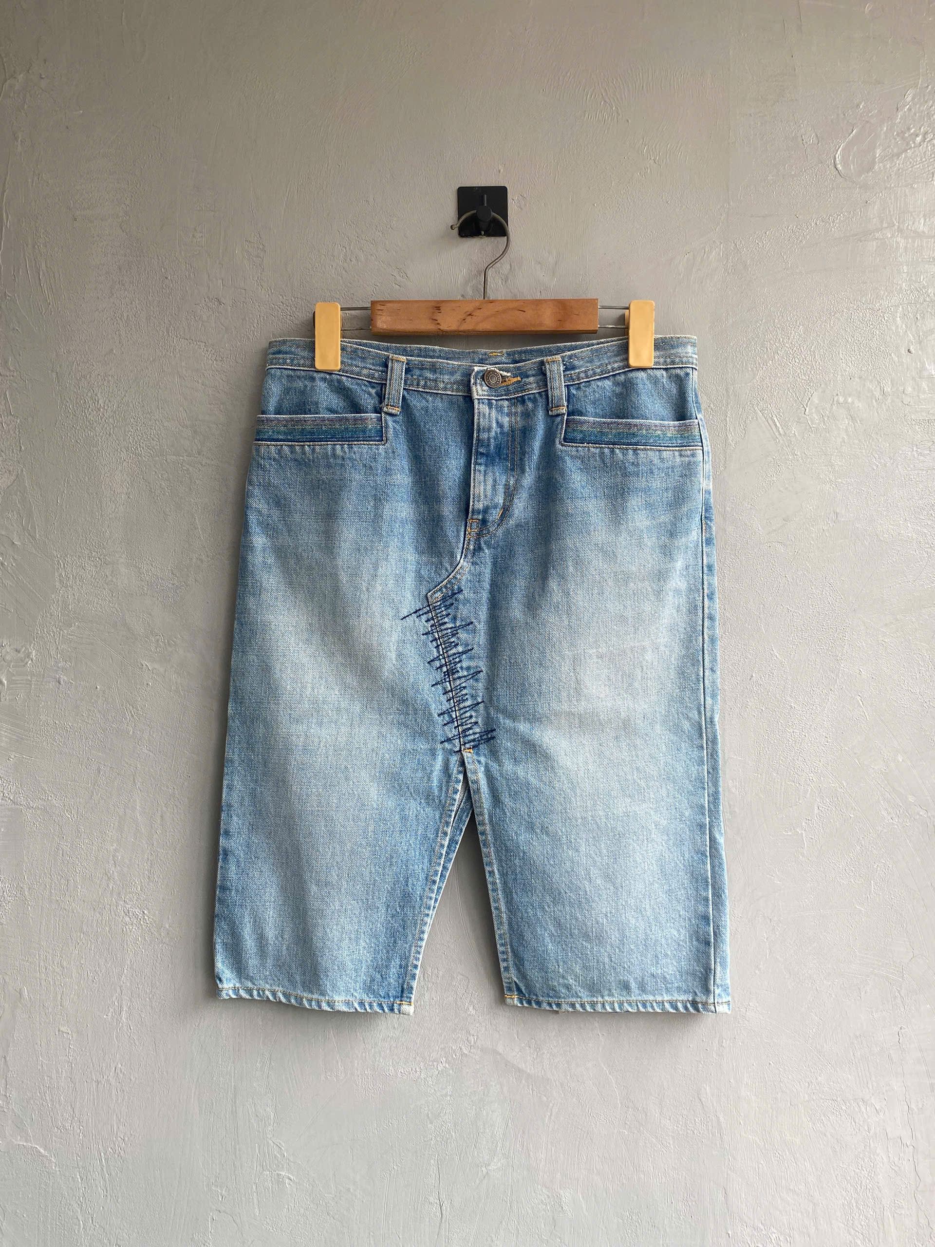 Hysteric Glamour HYSTERIC GLAMOUR 2000s Zigzag Stitch Denim Skirt Size 30" / US 8 / IT 44 - 1 Thumbnail