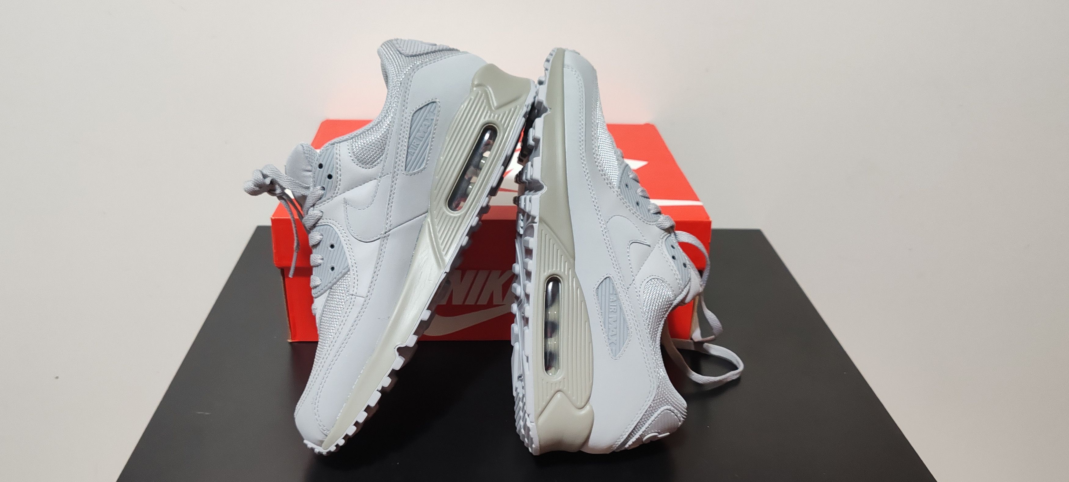 Nike AIR MAX 90 Size US 12 / EU 45 - 5 Thumbnail