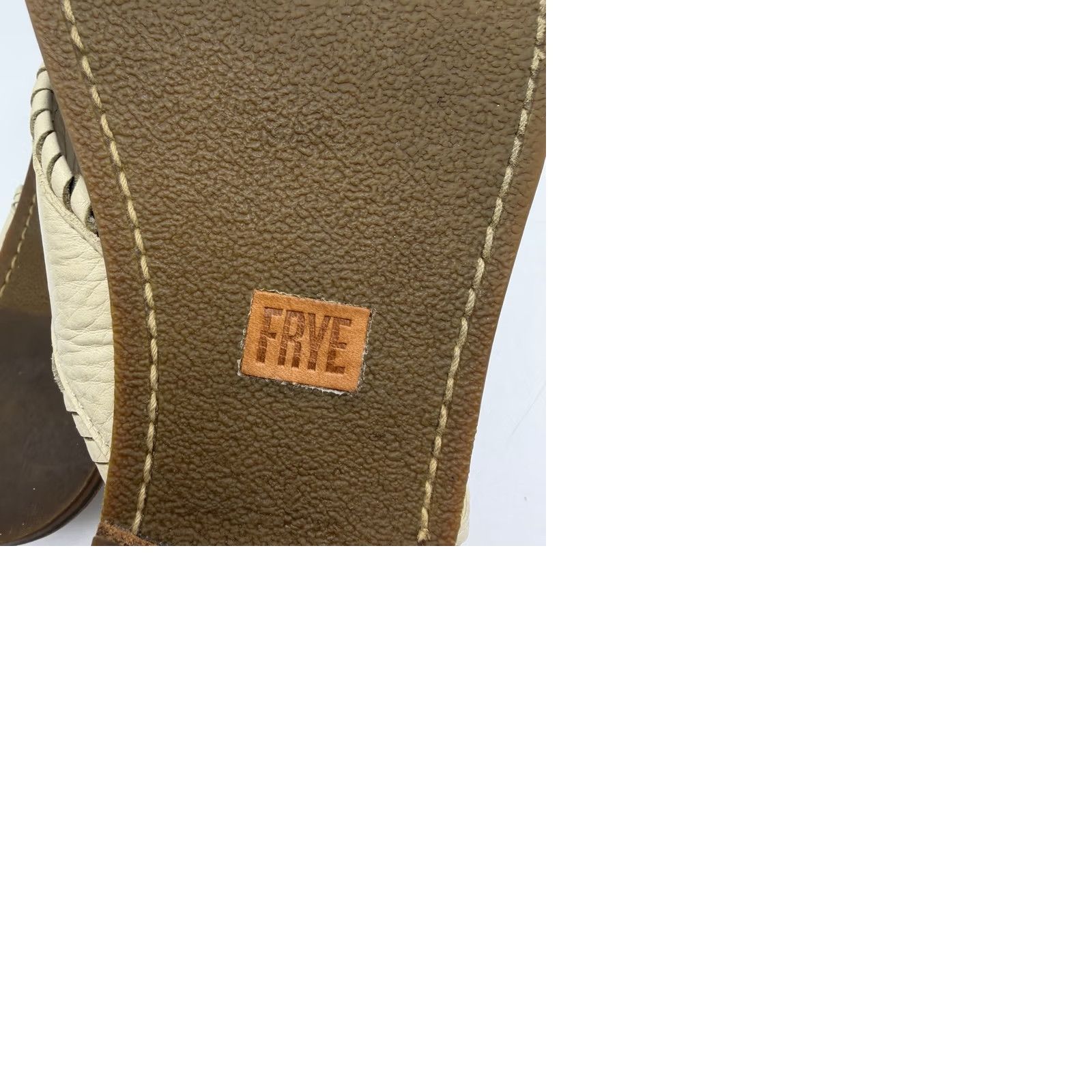 Frye Frye Sandals Women 8 M Leather Robin Feather Camel Flat Buckle Casual Size US 8 / IT 38 - 9 Thumbnail