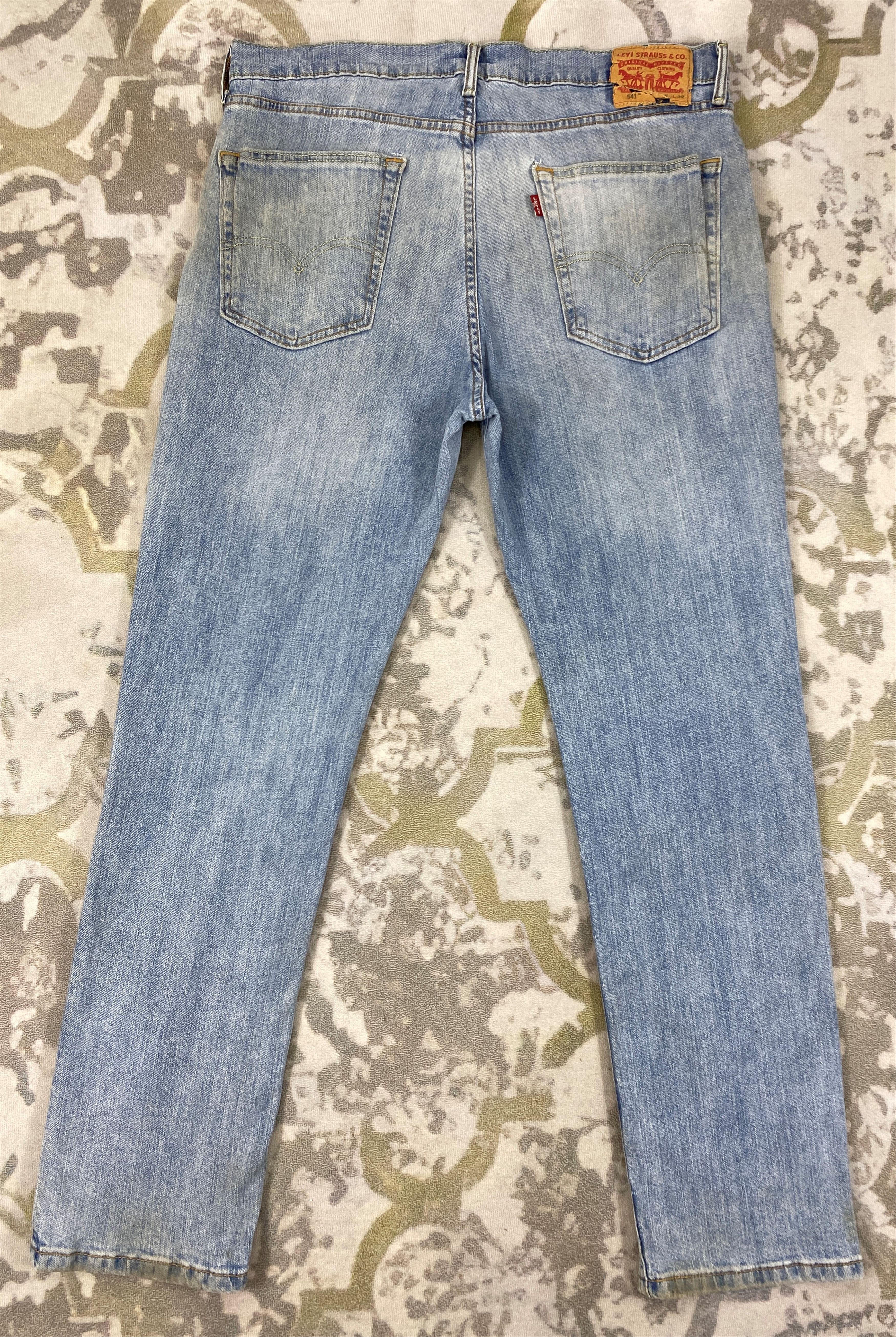 Levi's Light Blue Wash Vintage Levi's 541 37x31 Denim -JN2130 Size US 37 - 2 Thumbnail