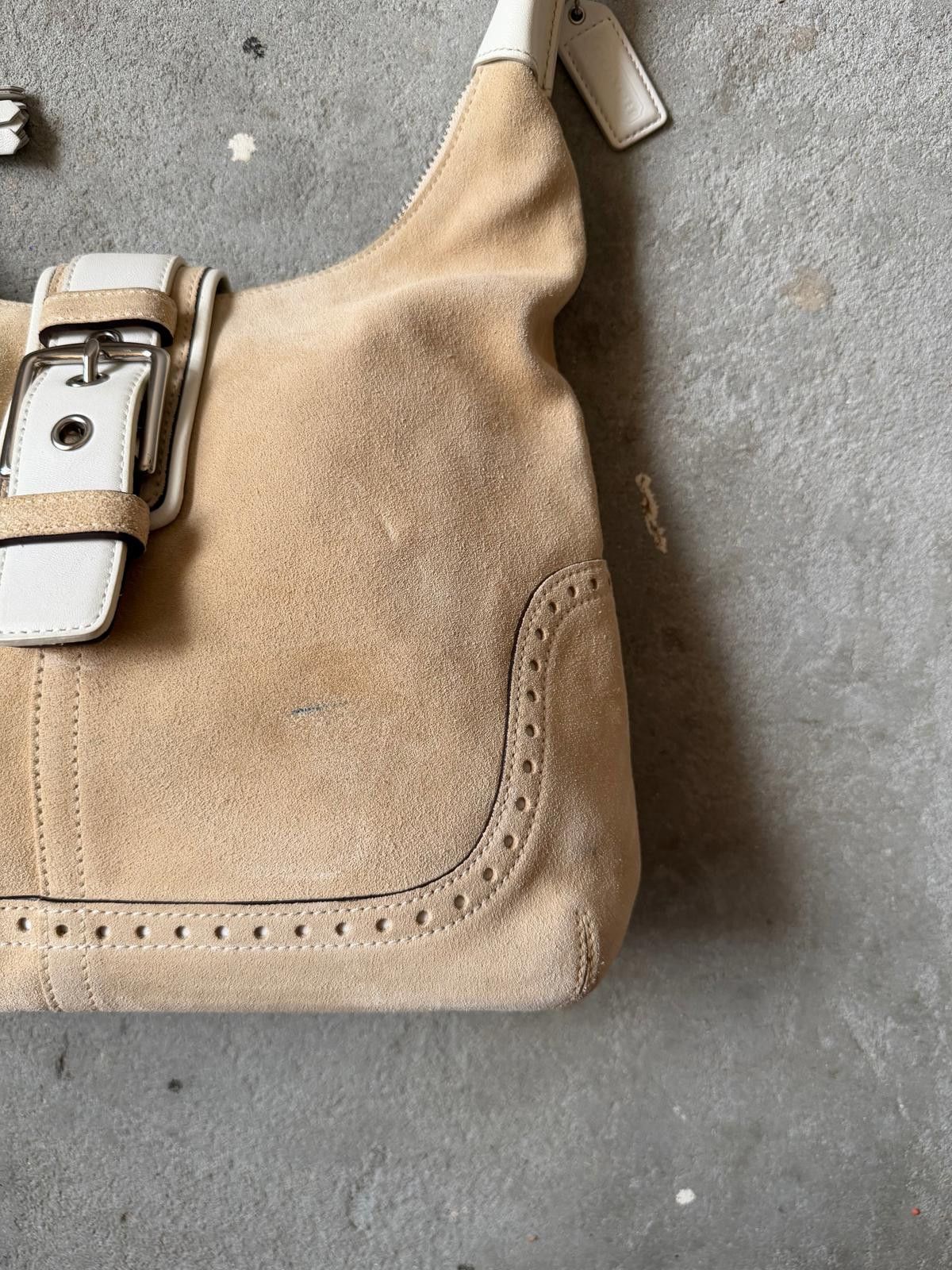 Coach Coach Suede Hampton Hobo Shoulder Bag Beige/White Size ONE SIZE - 4 Thumbnail