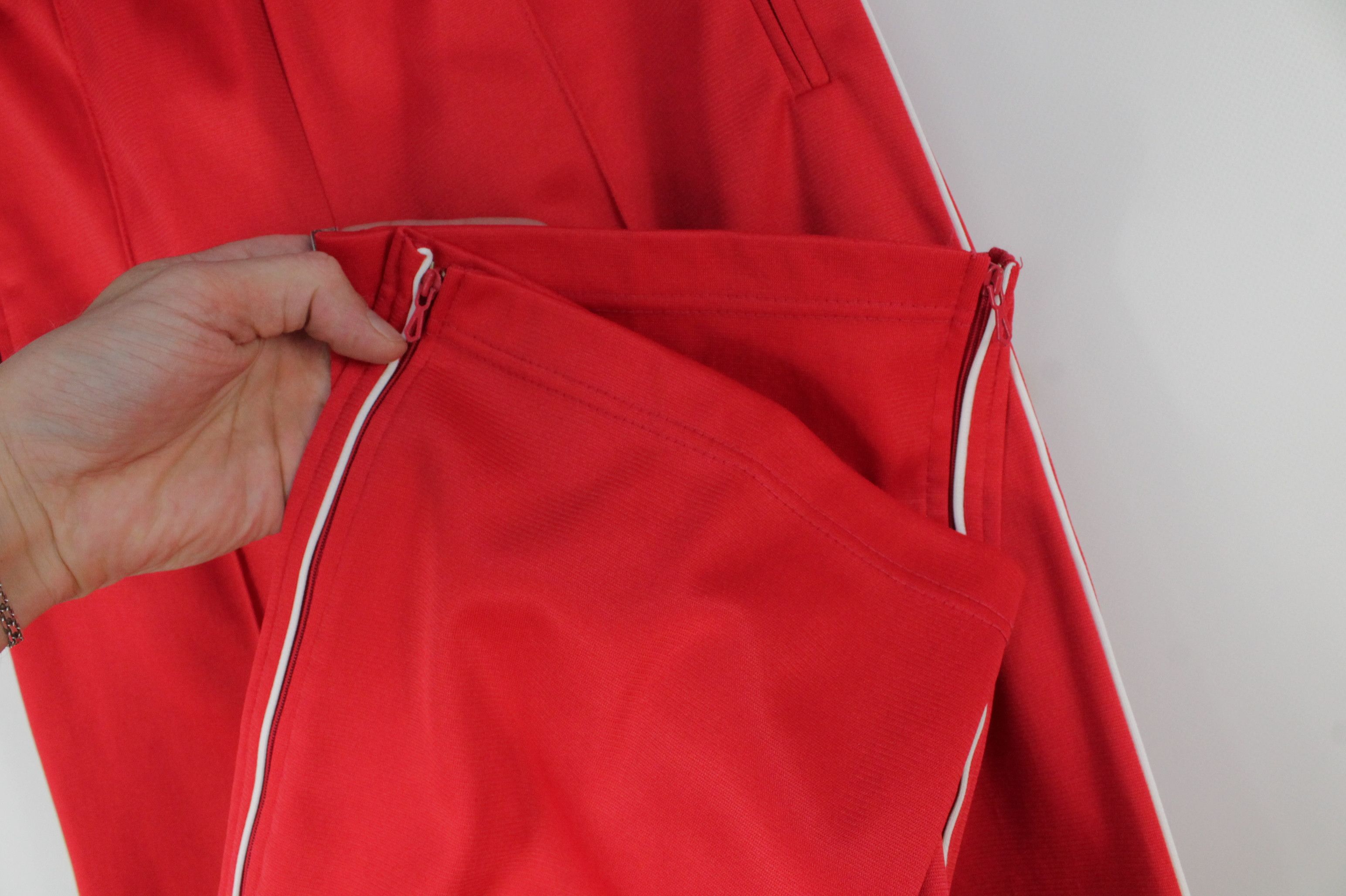 Le Coq Sportif RARE Vintage 80's Le Coq Sportif Red Tracksuit Satus Suisse Size US S / EU 44-46 / 1 - 12 Thumbnail