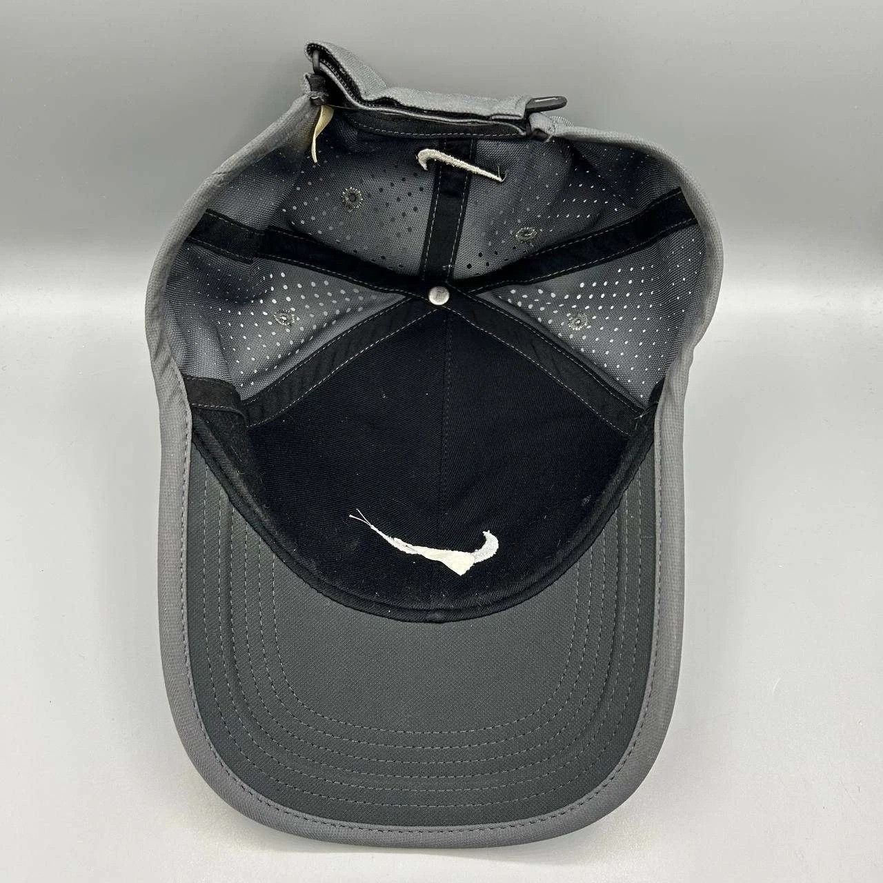 Nike Nike Hat Men Gray Embroidered Swoosh Logo Strap Back Cap Size ONE SIZE - 2 Thumbnail