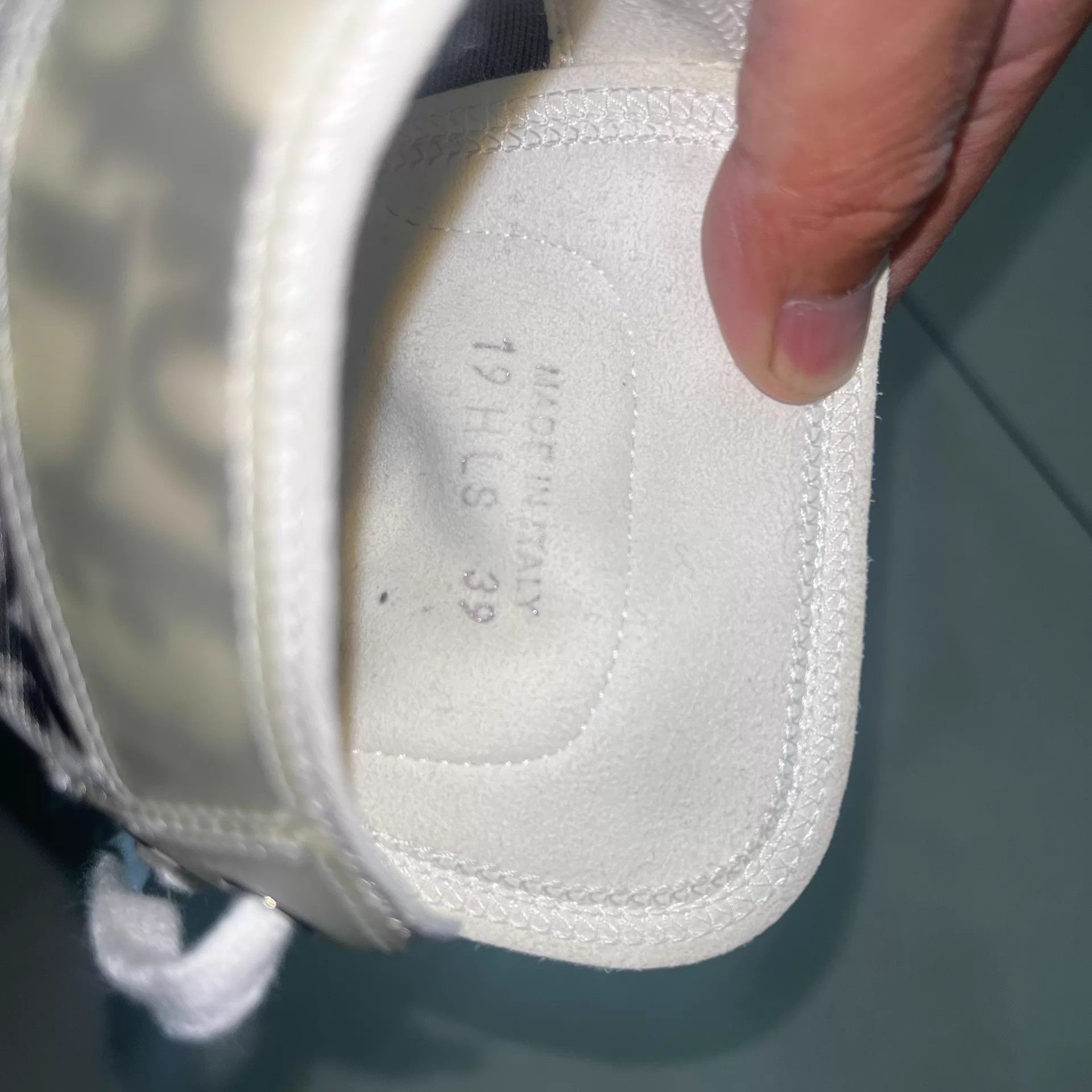 Dior DIOR B23 High Top Sneaker White/Black Full Logo 39 Size US 8.5 / IT 38.5 - 6 Thumbnail