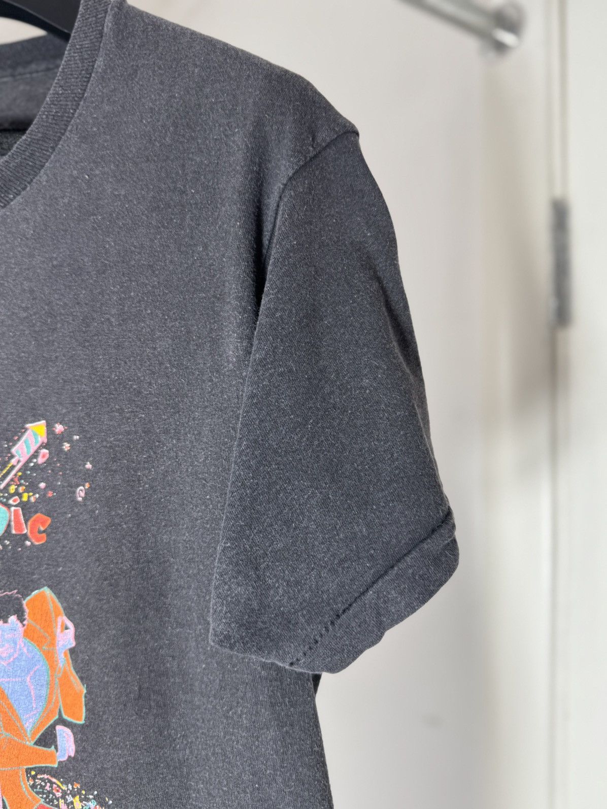 Band Tees Vintage 1986 QUEEN "A Kind Of Magic” Single Stitch Tee Size US L / EU 52-54 / 3 - 3 Thumbnail