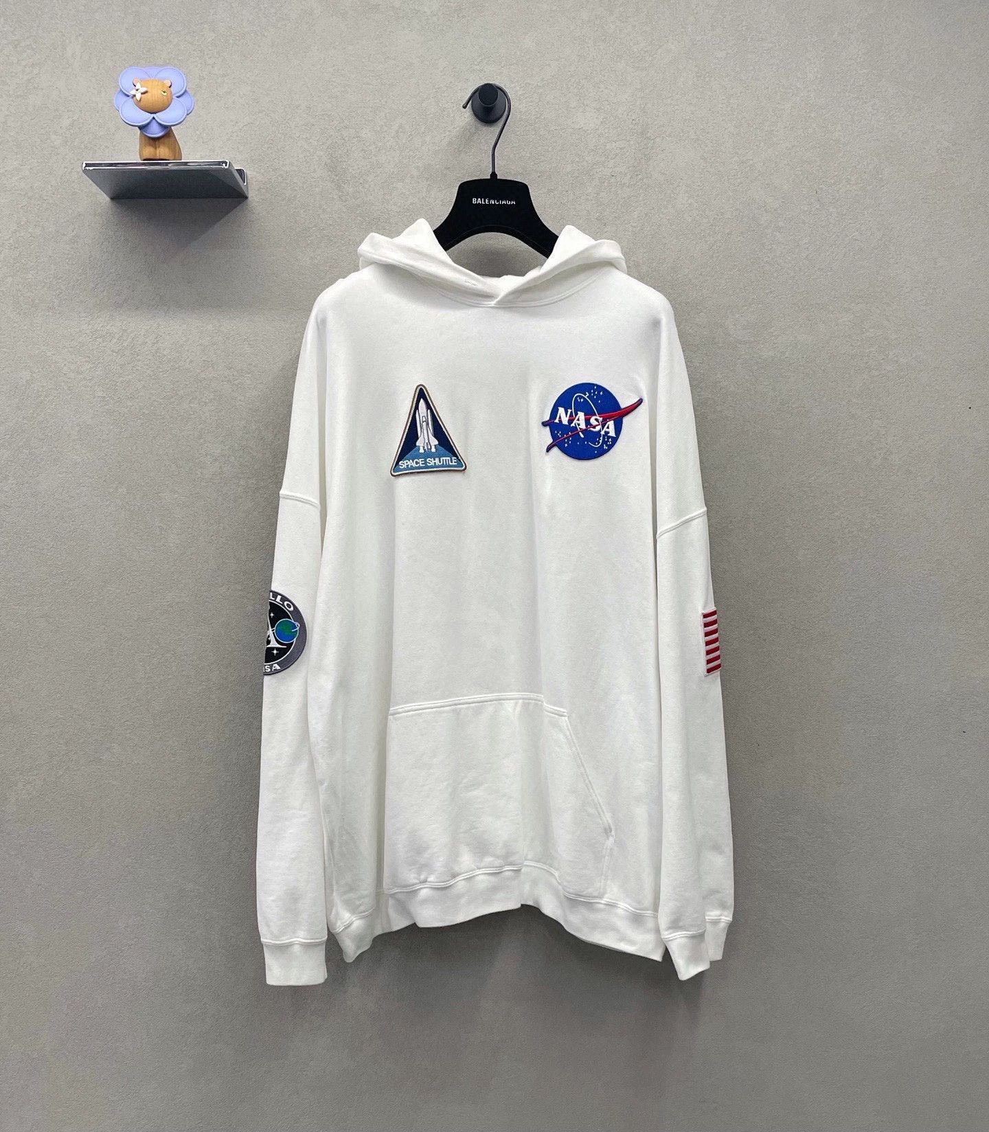 Balenciaga Balenciaga x NASA White Hoodie Size XS Size US XS / EU 42 / 0 - 1 Thumbnail