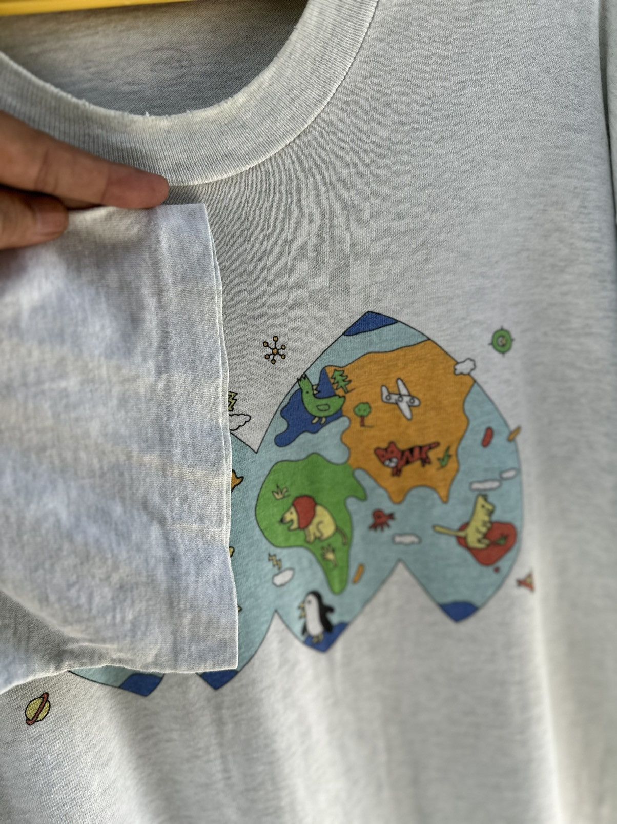Arts & Science Thrashed Vintage 90s Art Leslie McGuirk Single Stitch Tee Size US L / EU 52-54 / 3 - 6 Thumbnail