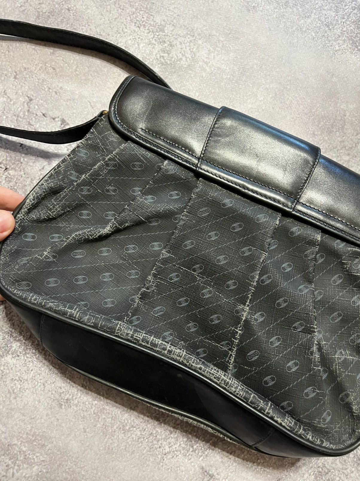 Gucci Gucci Vintage 80s Accessory Collection Stirrup Crossbody Bag Size ONE SIZE - 5 Thumbnail