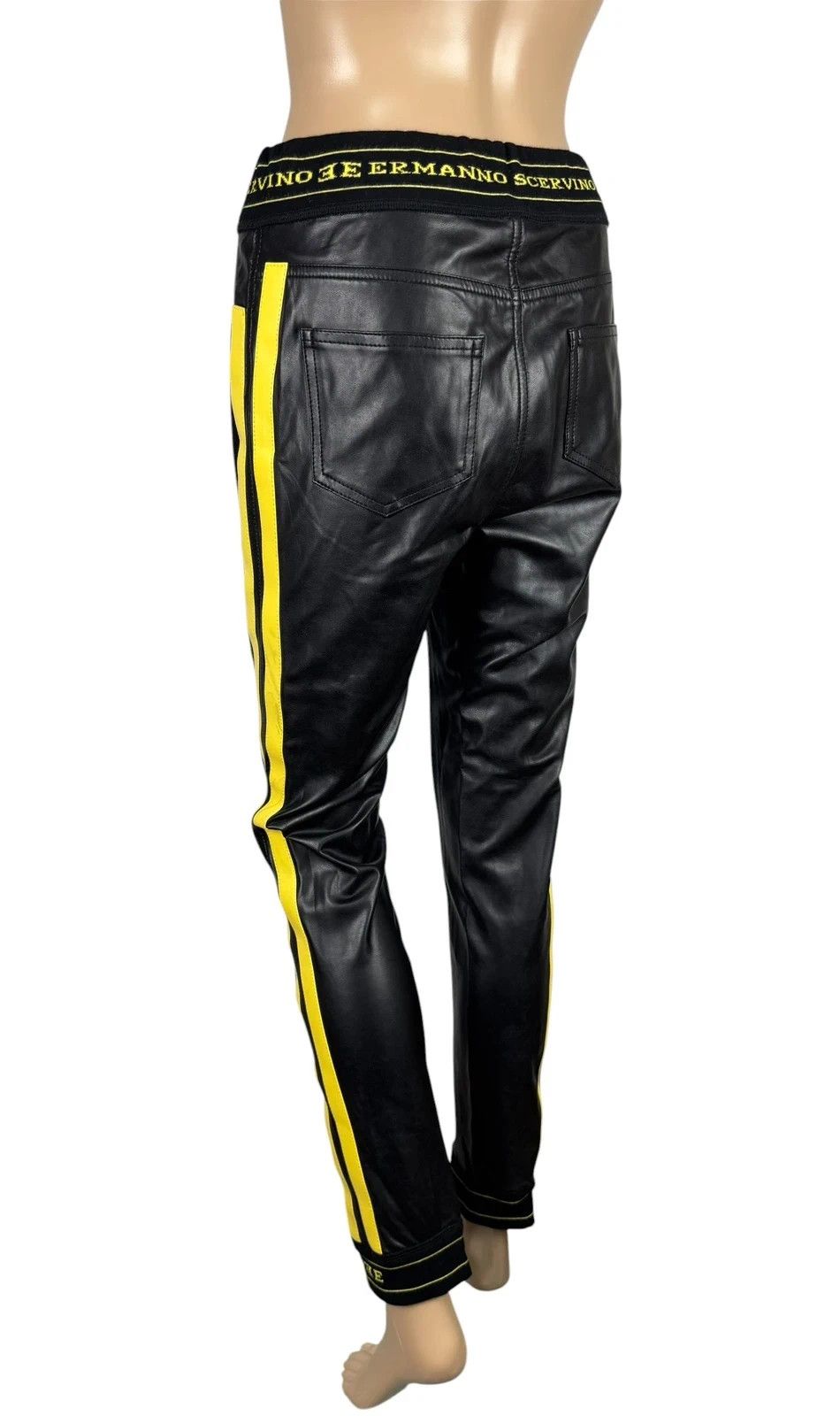 Ermanno Scervino Ermanno Scervino Faux Leather Trousers size 42 Size 28" / US 6 / IT 42 - 9 Thumbnail
