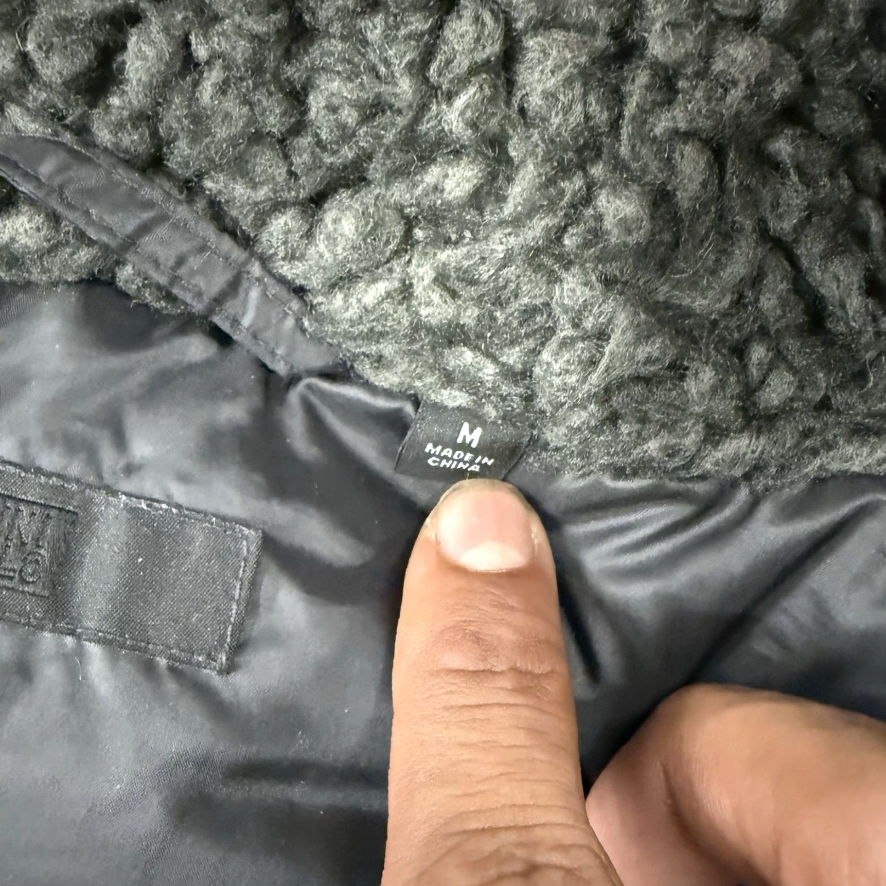 Uniqlo Men Parka Coat Hooded Down Warm Black M EUC JS Zip Stand-Up Collar Winter Casual Regular Size M Mens