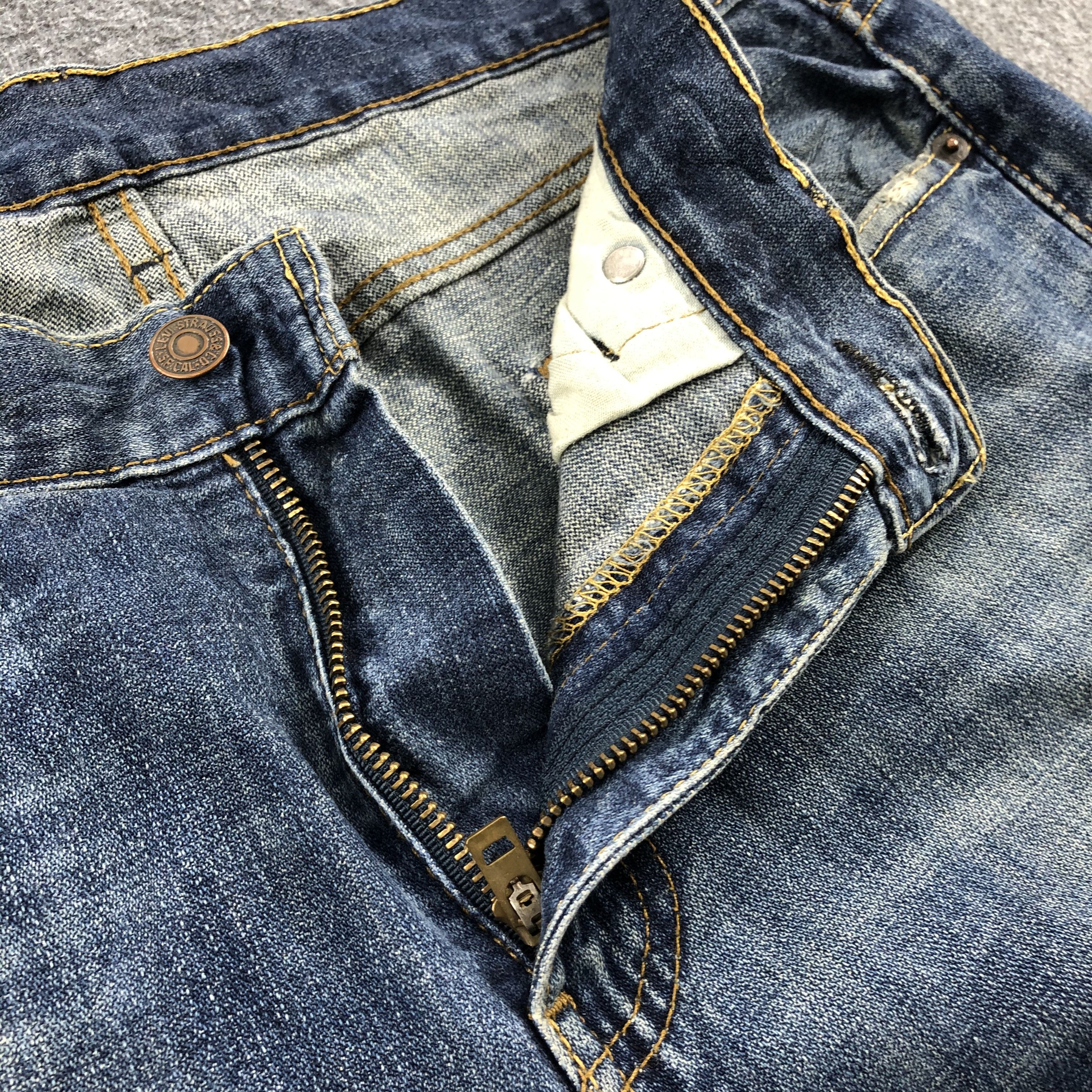 Levi's Vintage Distress Levis 514 Jeans-JM1138 Size US 36 / EU 52 - 6 Thumbnail