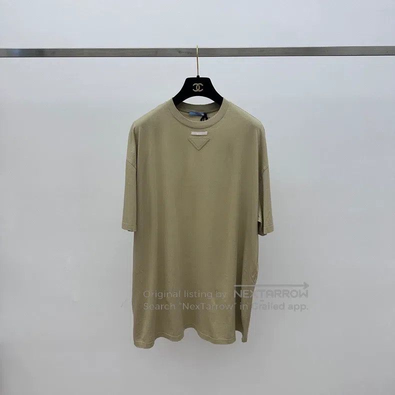 Prada Prada Khaki short-sleeved T-shirt Size S / US 4 / IT 40 - 3 Thumbnail
