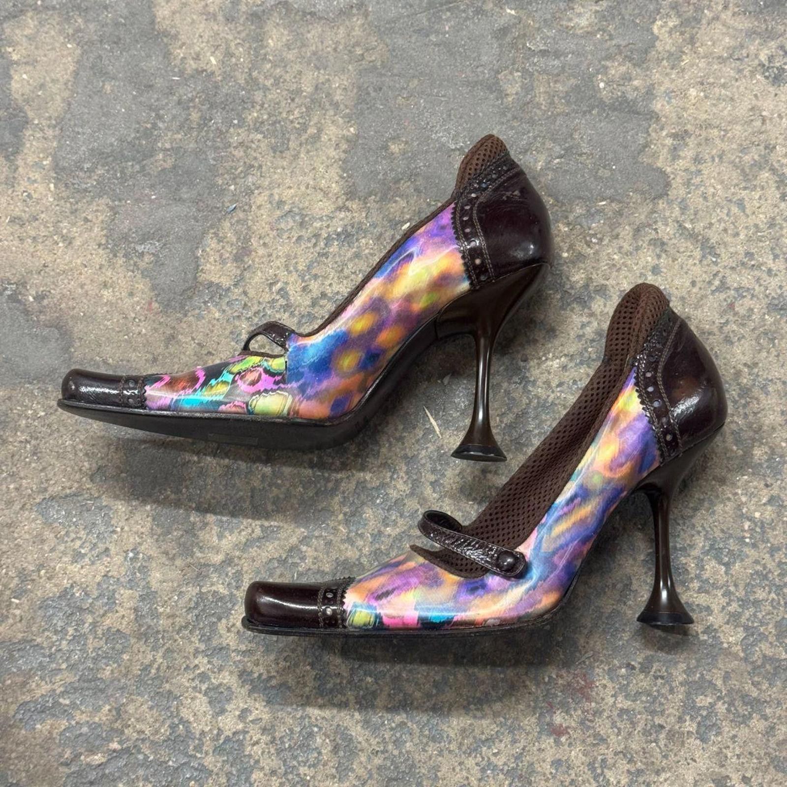 Miu Miu Archival Y2K Miu Miu Holographic Brogue Mary Jane Heels Size US 7 / IT 37 - 1 Thumbnail