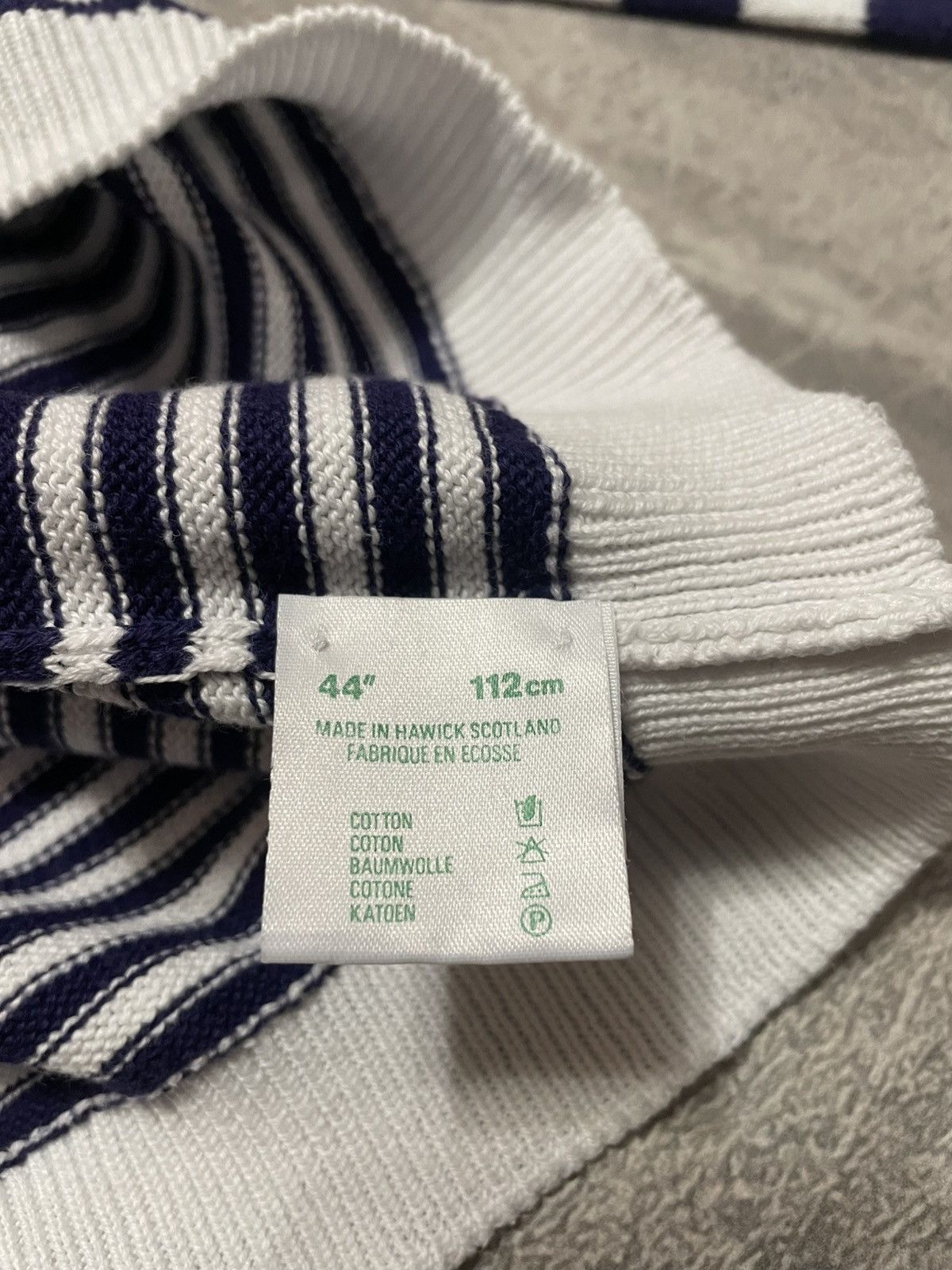 Johnstons Of Elgin Vintage Johnstons Of Elgin Striped Knit Sweater Size US L / EU 52-54 / 3 - 11 Thumbnail