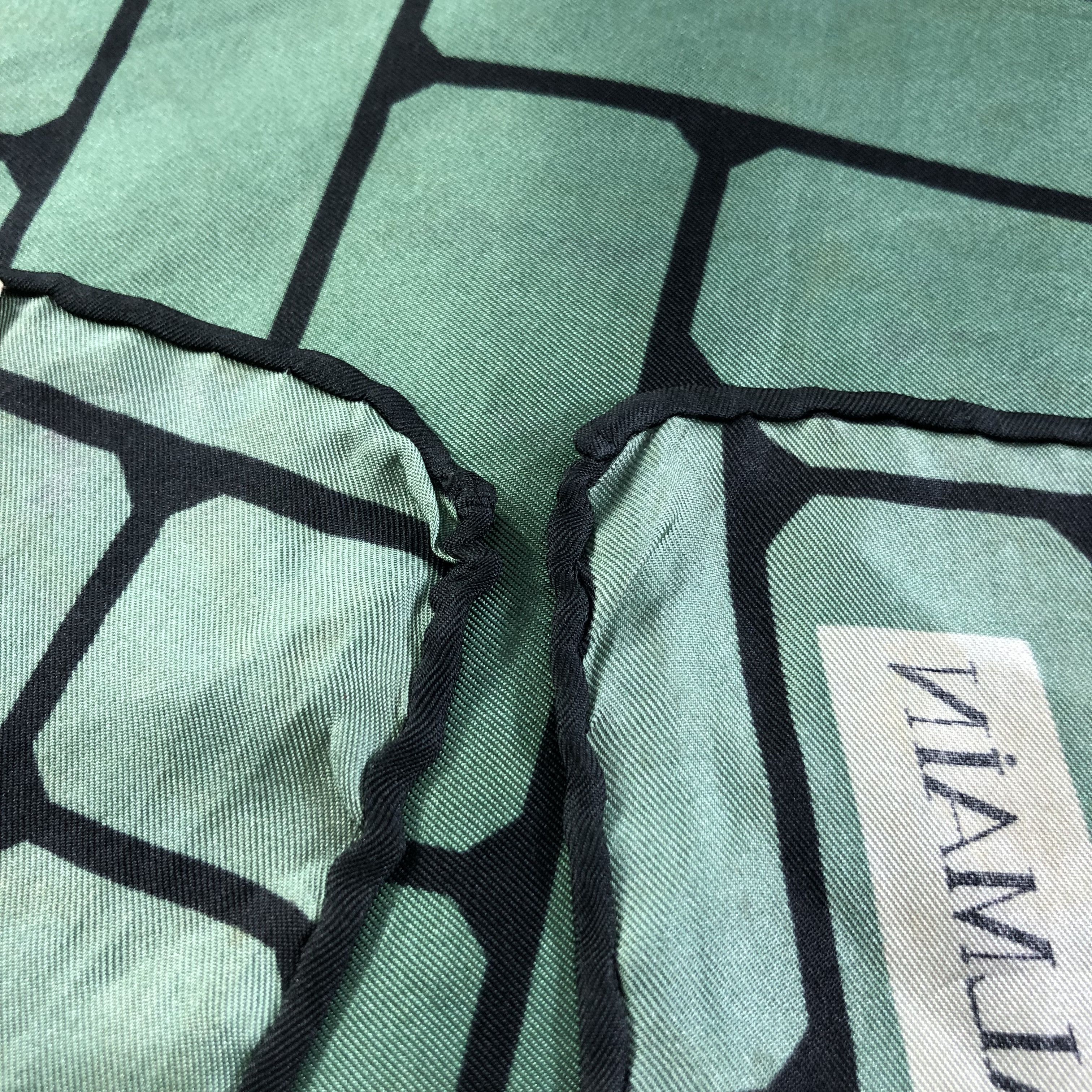 Pierre Balmain Vintage Pierre Balmain Silk Scarf M951 Size ONE SIZE - 6 Thumbnail